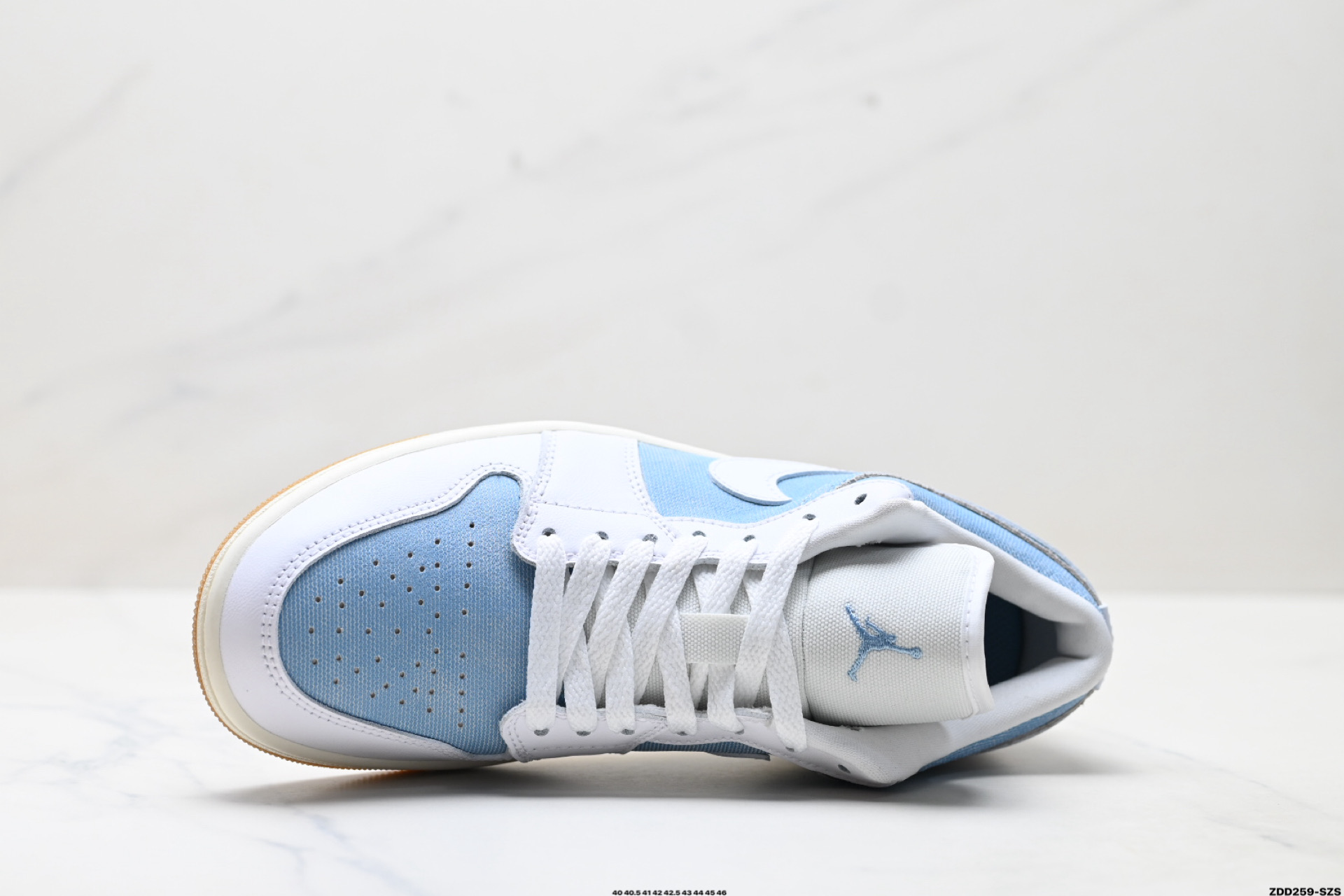 Nike Air Jordan 1 Low AJ1乔1低帮休闲板鞋 HQ2004-400