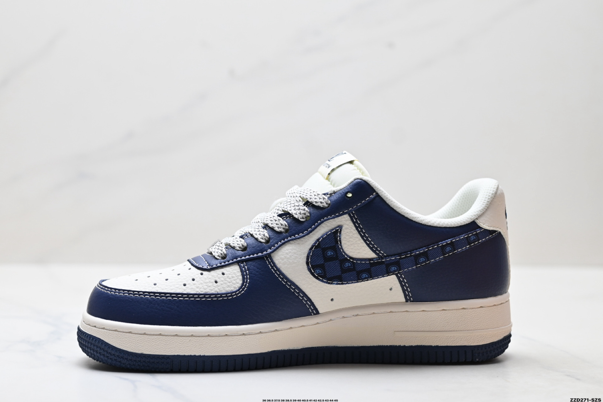 NIKE AIR FORCE 1‘07 LV8 JP8068-009