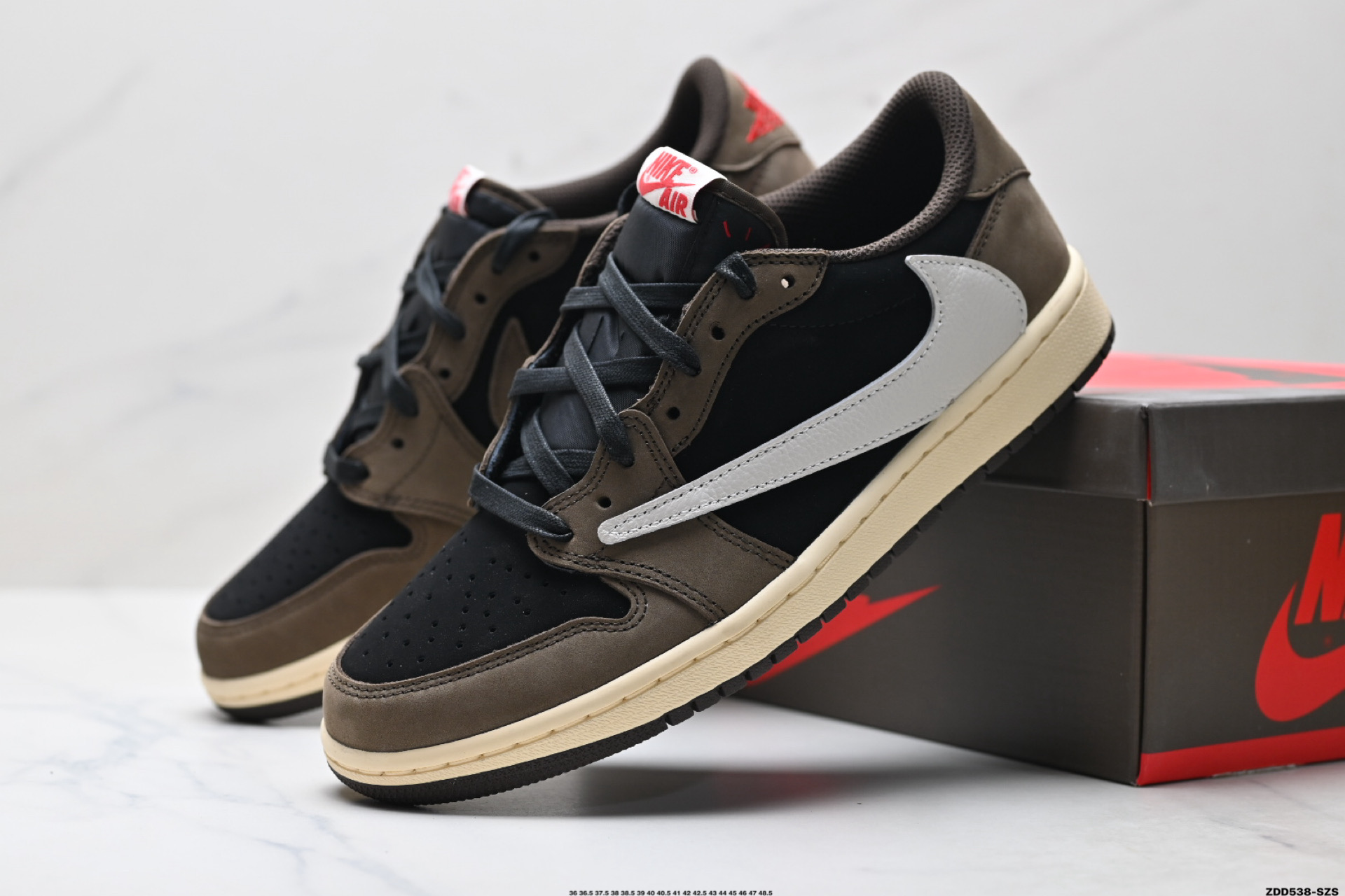 Nike Air Jordan 1 x Travis Scott: Estilo y Comodidad en Cada Paso 9 i1756310612898 8101 0 7