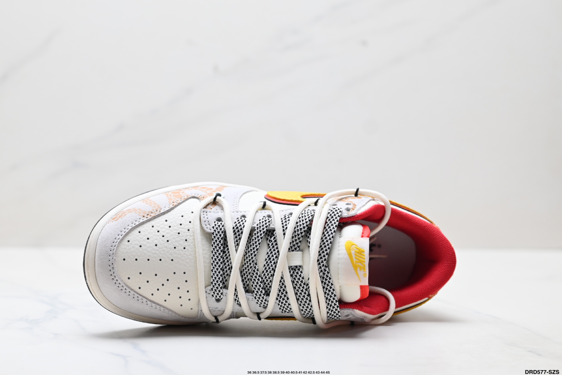 Nike Dunk Low Retro: Estilo Clásico con un Toque Personalizado 3 i1756310540129 4784 0 1