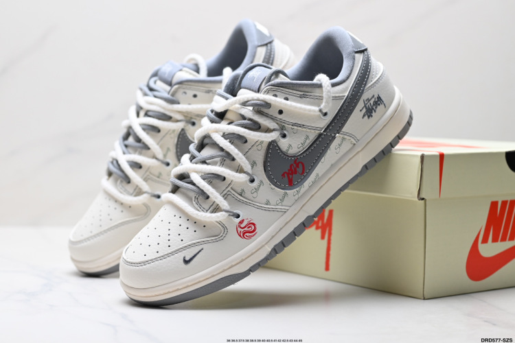 Nike Dunk Low Retro 'DIY' Custom Low-Top Casual Sneakers 1 Nike Dunk Low Retro ‘DIY’ Custom Low-Top Casual Sneakers