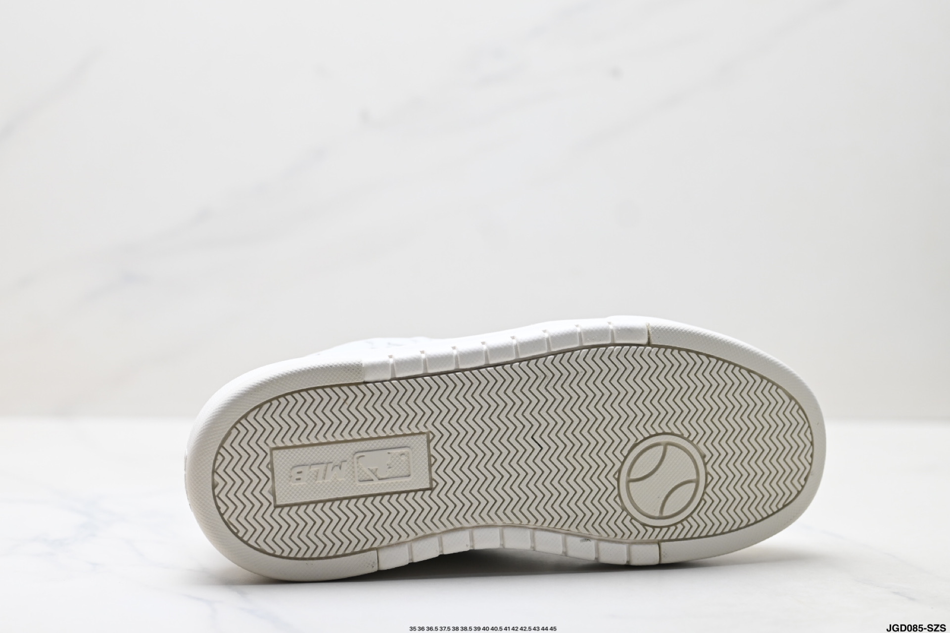 MLB 男女复古学长鞋 板鞋 厚底增高运动休闲鞋 3ASXE015N