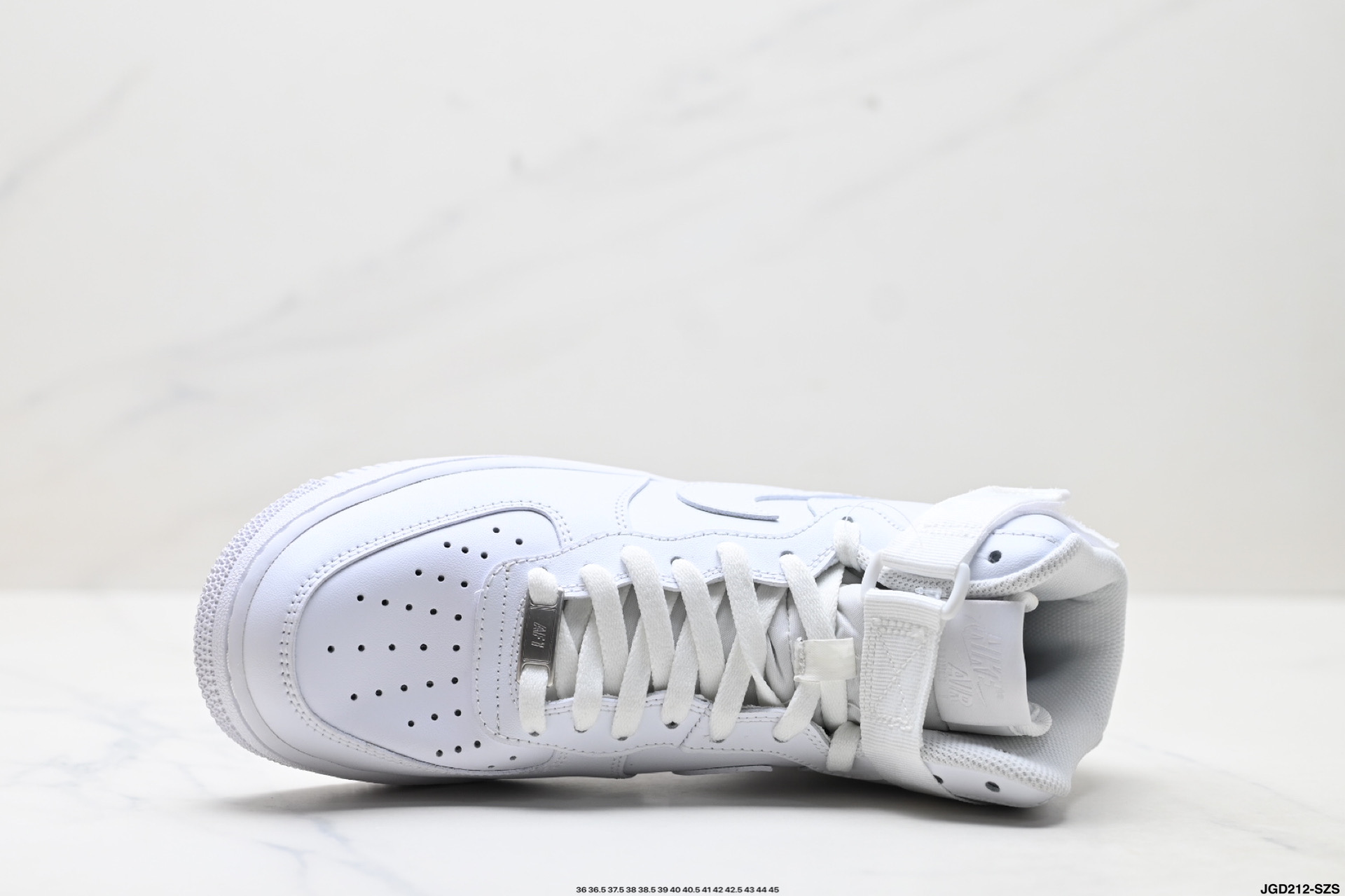 NIKE AIR FORCE 1‘07 HIGH DD9624-100