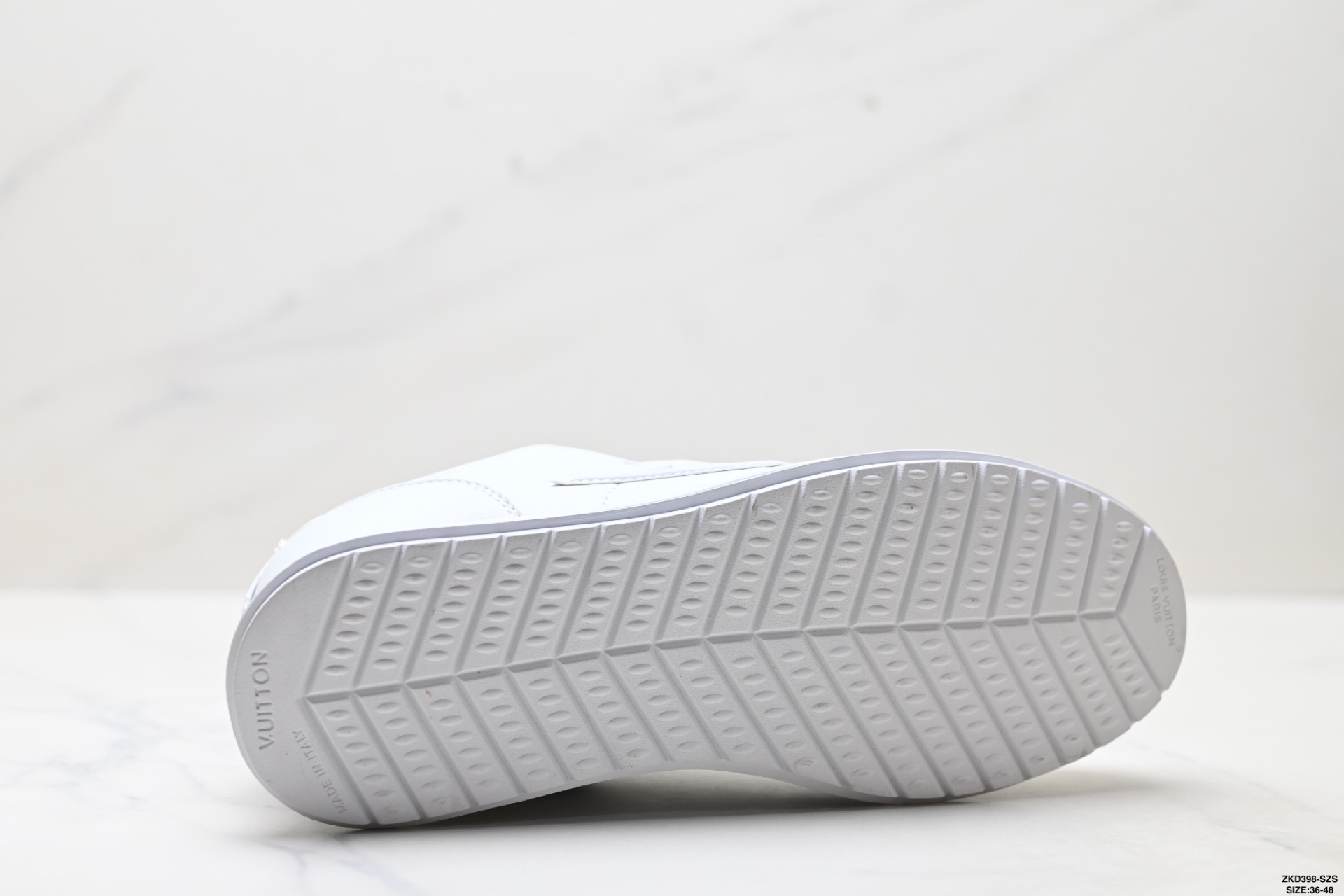 Louis Vuitton x Nigo Zapatos Casuales Blancos con Cordones FW25 10 i1756311503278 5575 0 8