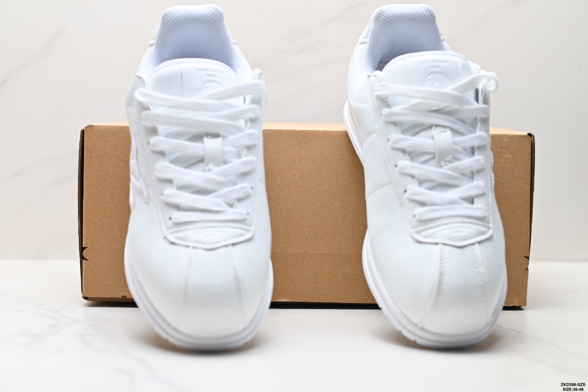 Louis Vuitton x Nigo Zapatos Casuales Blancos con Cordones FW25 8 i1756311504002 3796 0 6