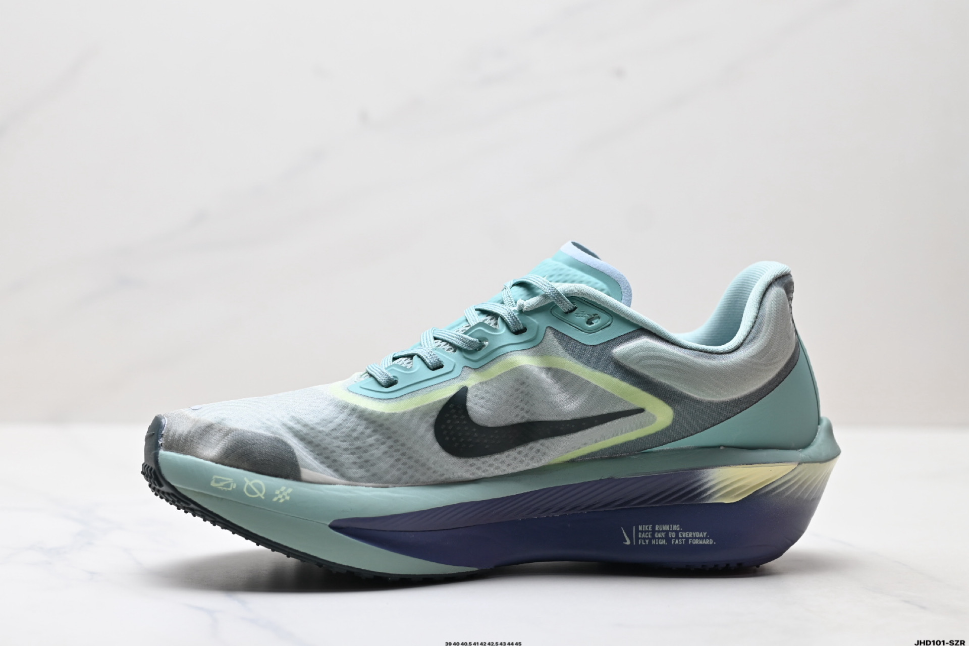 Nike ZoomX Invincible Run Flyknit: Zapatillas Ligeras para Correr 4 i1756396064888 4447 0 2