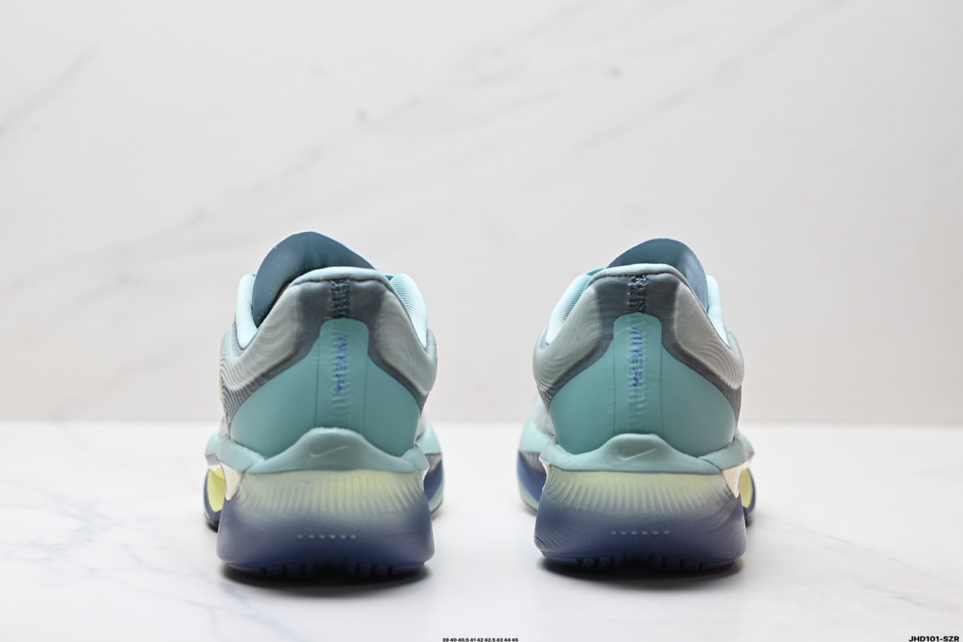 Nike ZoomX Invincible Run Flyknit: Zapatillas Ligeras para Correr 7 i1756396064891 3492 0 5
