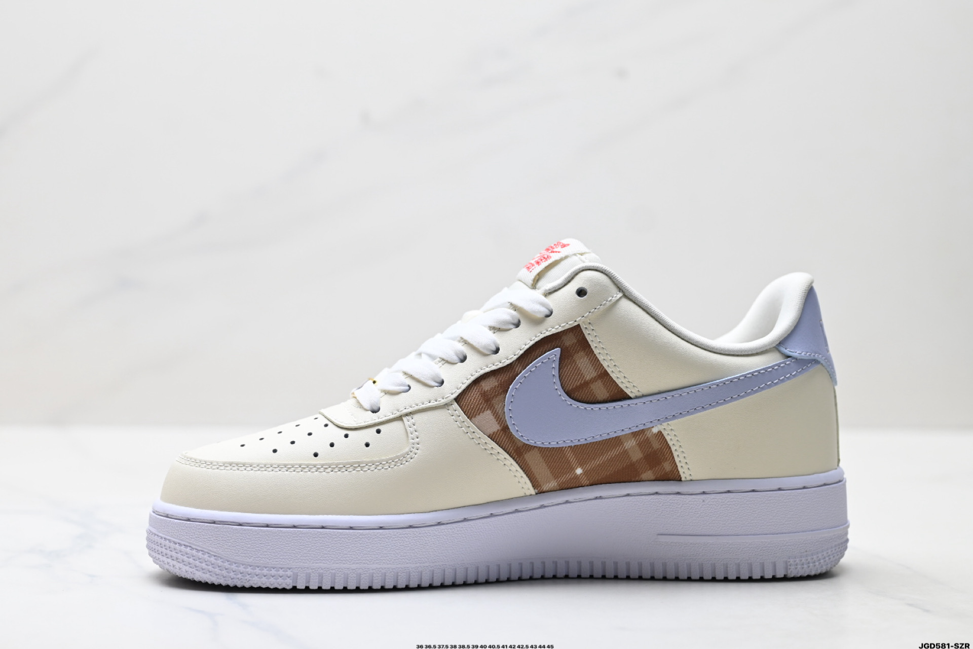 Nike Air Force 1 '07 LX: Estilo Clásico con Toques Modernos y Cómodos 4 i1756397421232 7817 0 2