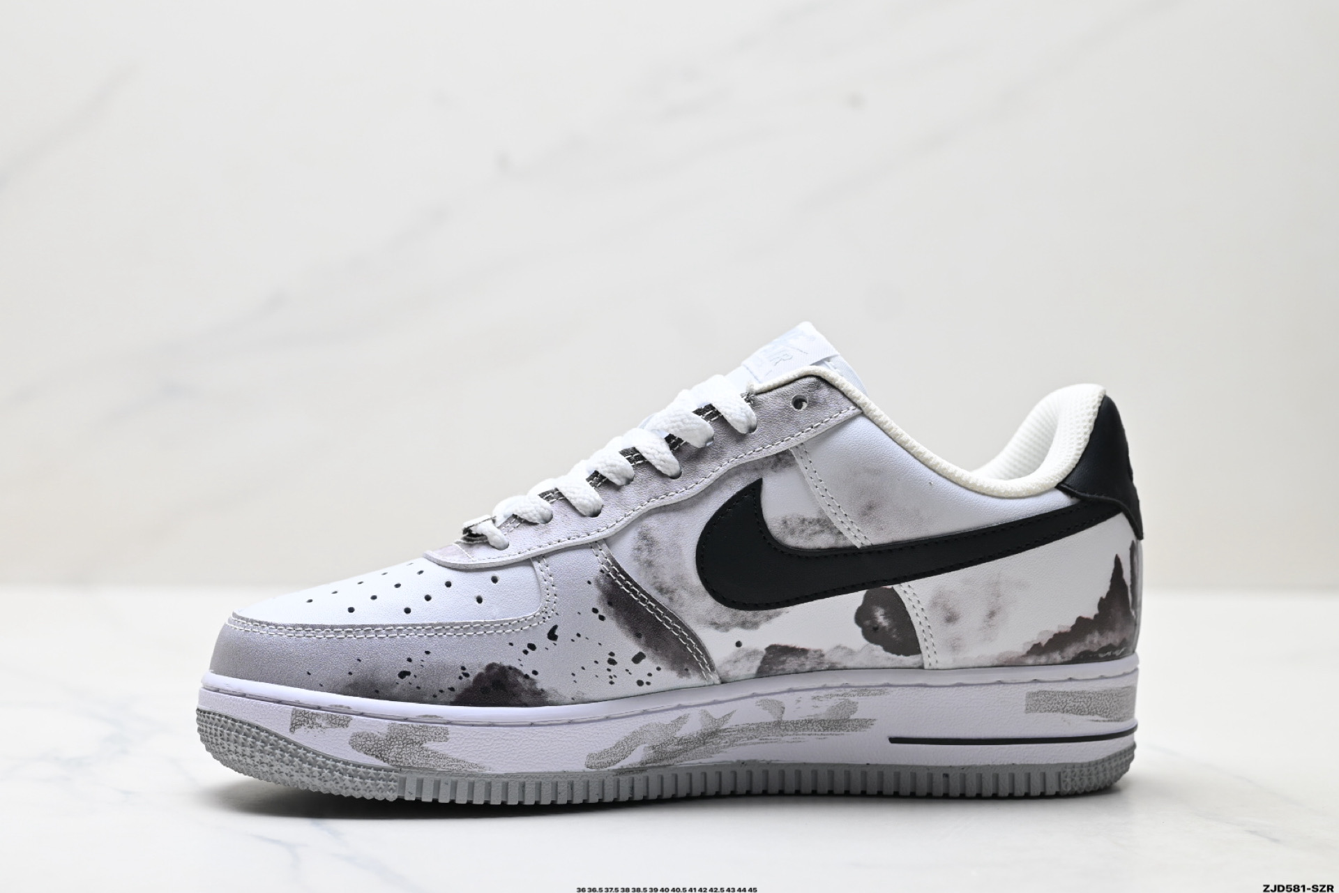 NIKE AIR FORCE 1‘07 FJ4146-100