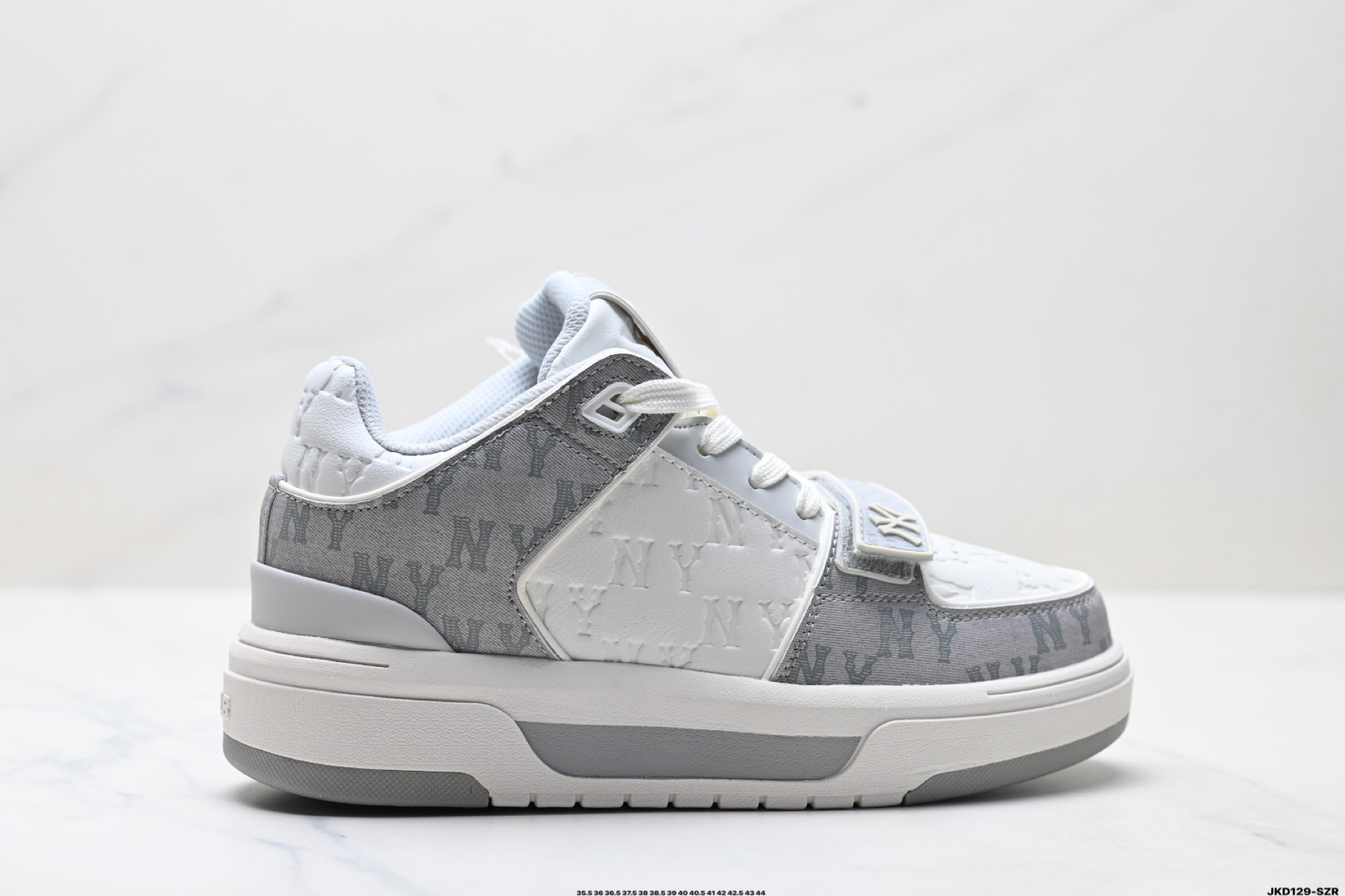 🈴💰140 公司级✅MLB Chunky Liner MID人气单品学长鞋系列轻量增高厚底百搭中帮休闲运动板鞋 货号:3ASXLM13N ID:JKD129-SZE