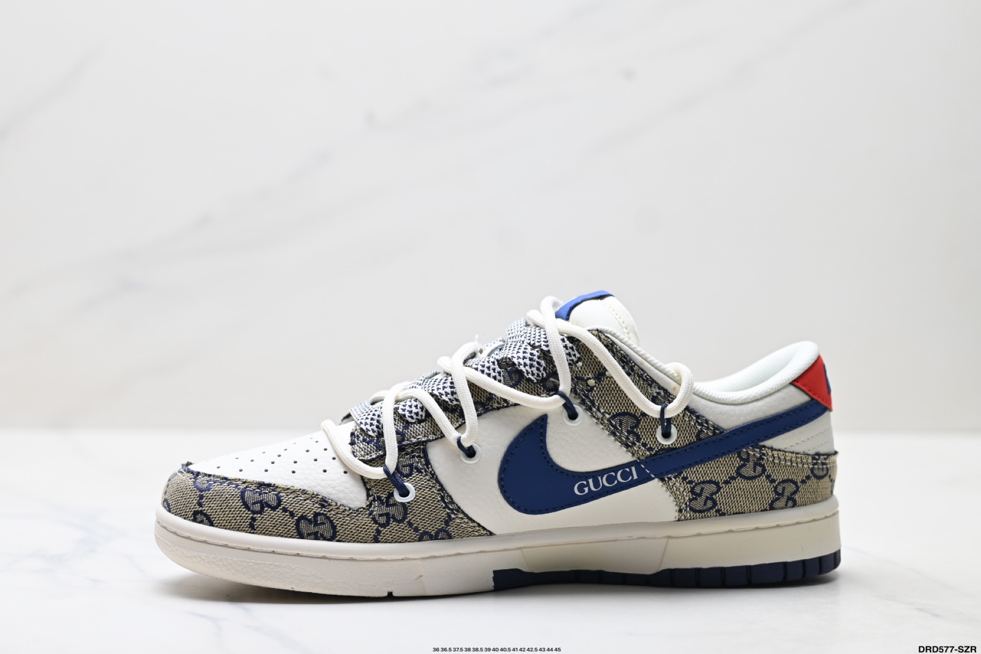 Nike Dunk Low Retro 'DIY' Edición Especial con Detalles de Lujo 4 i1756398427641 3817 0 2