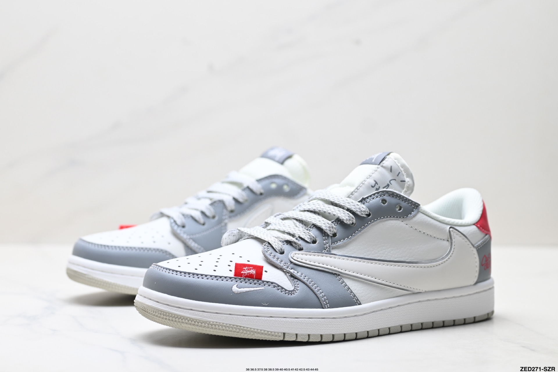 Nike Air Jordan 1 x Travis Scott AJ1倒勾 乔一倒钩 ‘DIY’定制 耐克 低帮文化篮球鞋 DZ5899-006