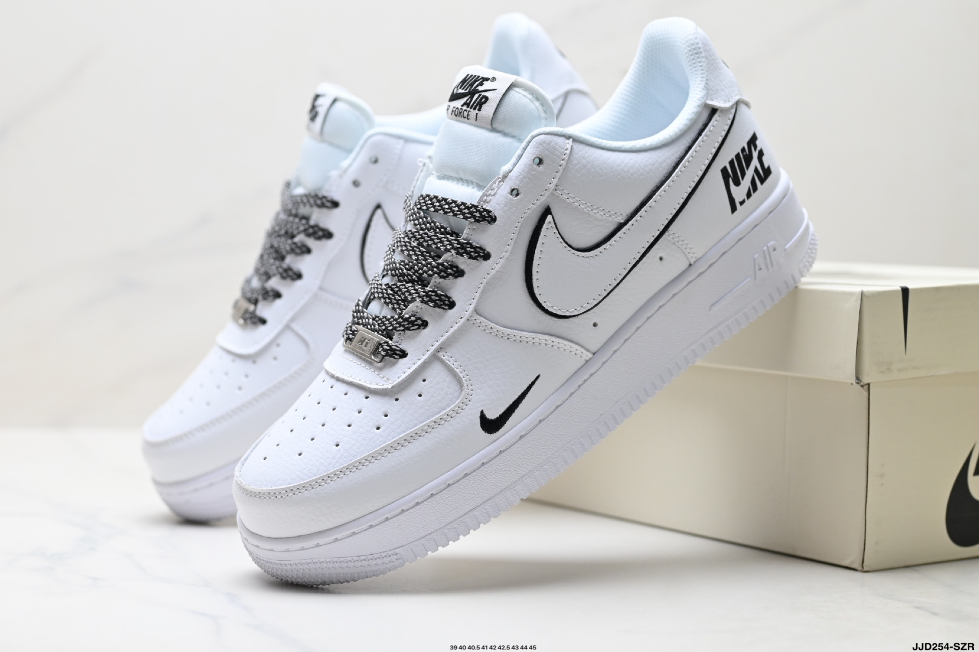 Nike Air Force 1 '07: Comodidad y Estilo Clásico en Color Blanco 9 i1756398881827 9461 0 7