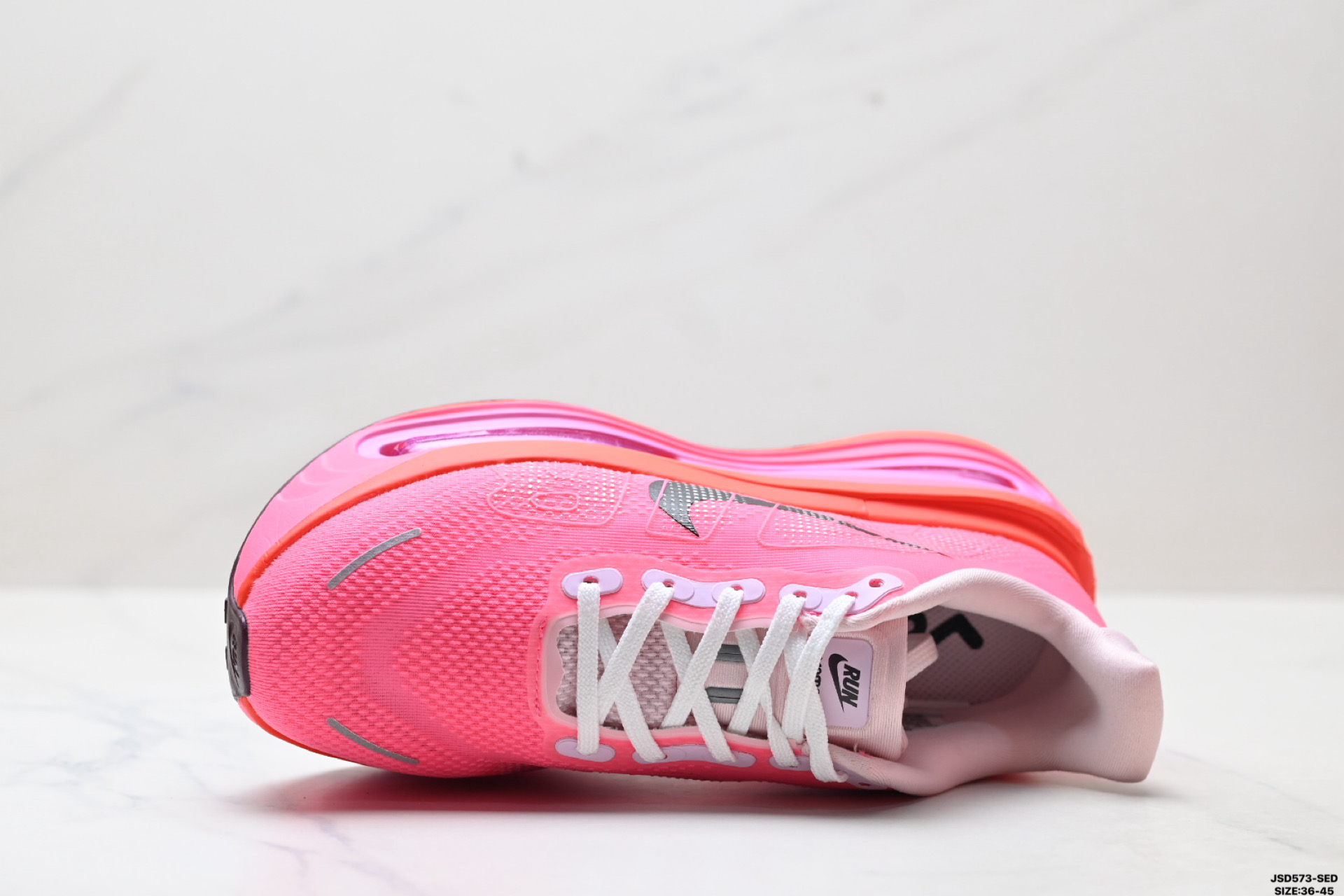 Nike VOMERO PREMIUM 耐克 舒适减震防滑 低帮跑步鞋 全掌ReactX泡绵中底 FN8453-016