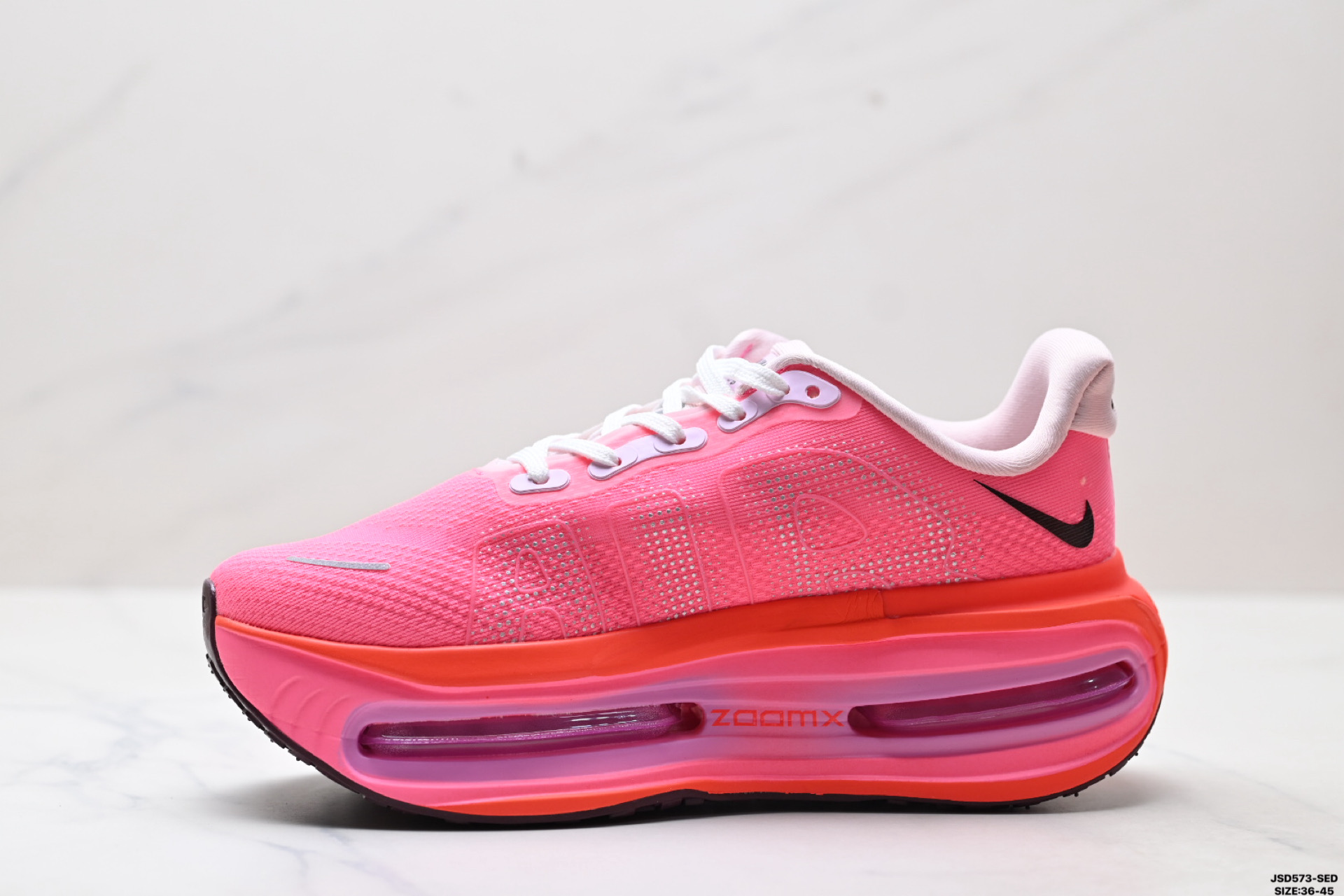 Nike VOMERO PREMIUM 耐克 舒适减震防滑 低帮跑步鞋 全掌ReactX泡绵中底 FN8453-016