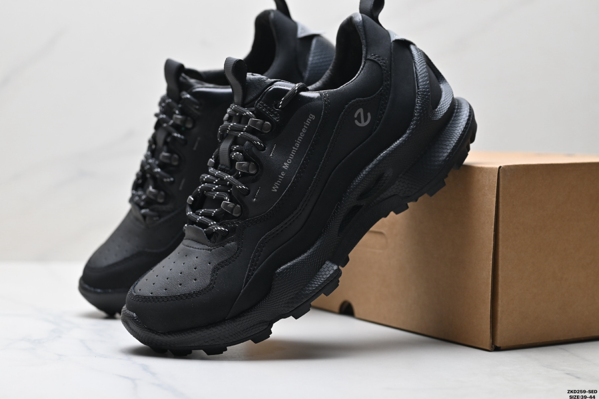 Ecco爱步 BIOM C-TRAIL系列 牛皮 圆头厚底系带 低帮 徒步鞋 803614-510