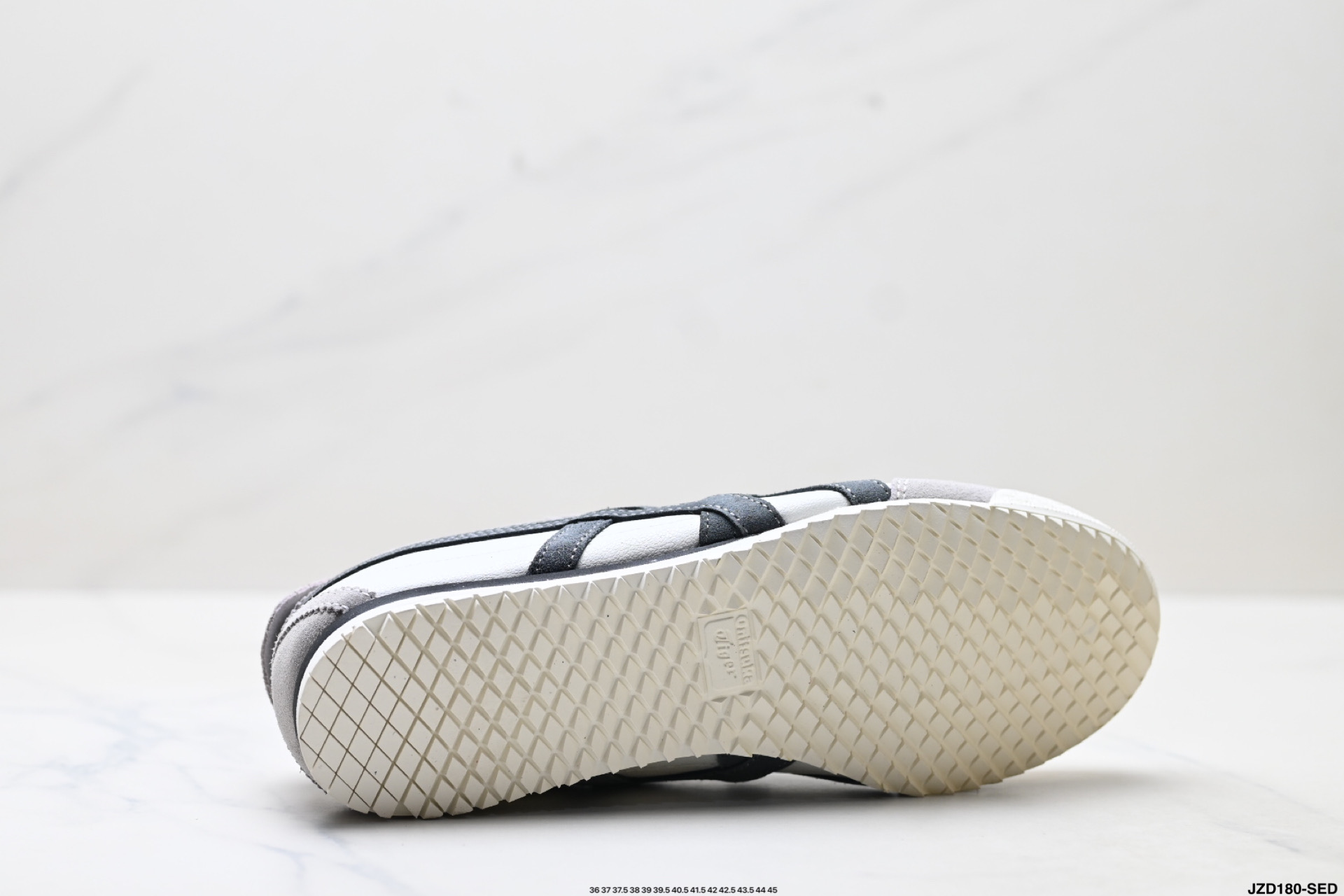 Onitsuka Tiger NIPPON MADE 鬼冢虎手工鞋系列 1183B781-103