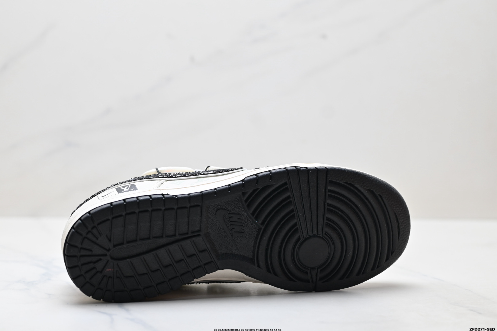 Nike Dunk Low Retro ‘DIY高端定制’耐克 低帮休闲运动板鞋 YX5066-385