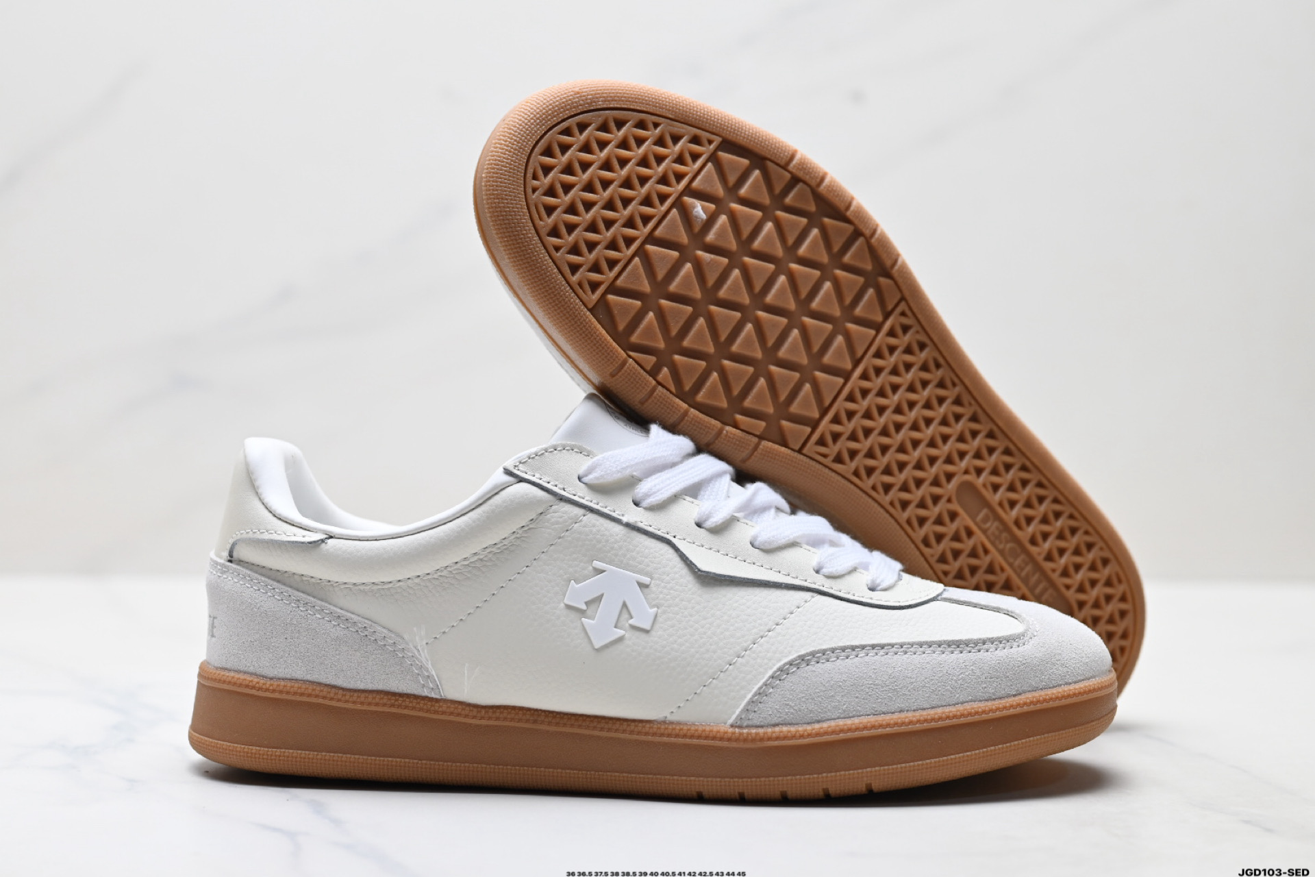 迪桑特DESCENTE CHRON COURT SB 复古轻质 耐磨低帮 生活休闲鞋 D5291LSN53