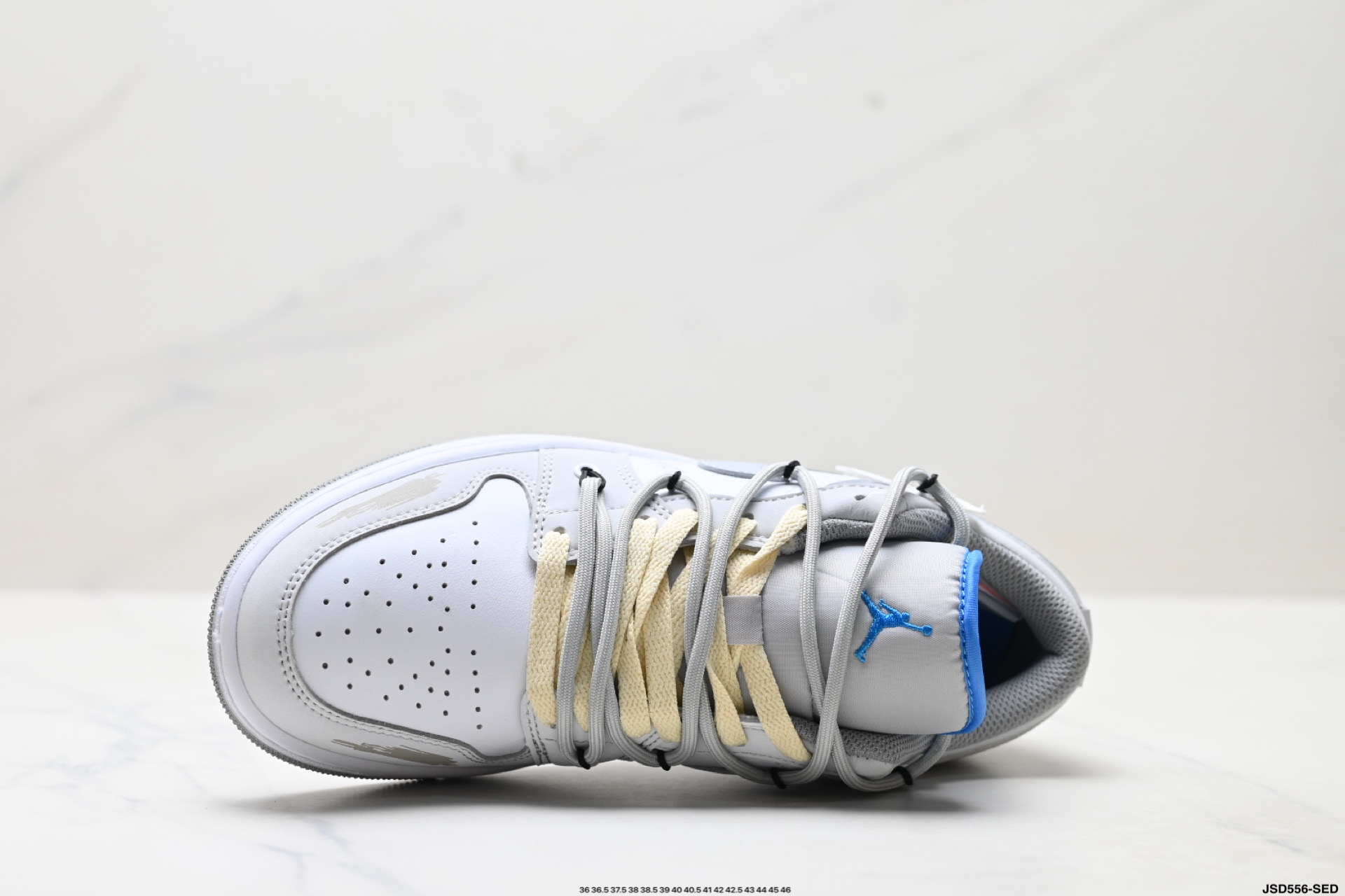 Air Jordan 1 Low Desconstruido: Estilo y Comodidad en Cada Paso 3 i1756483868321 1277 0 1