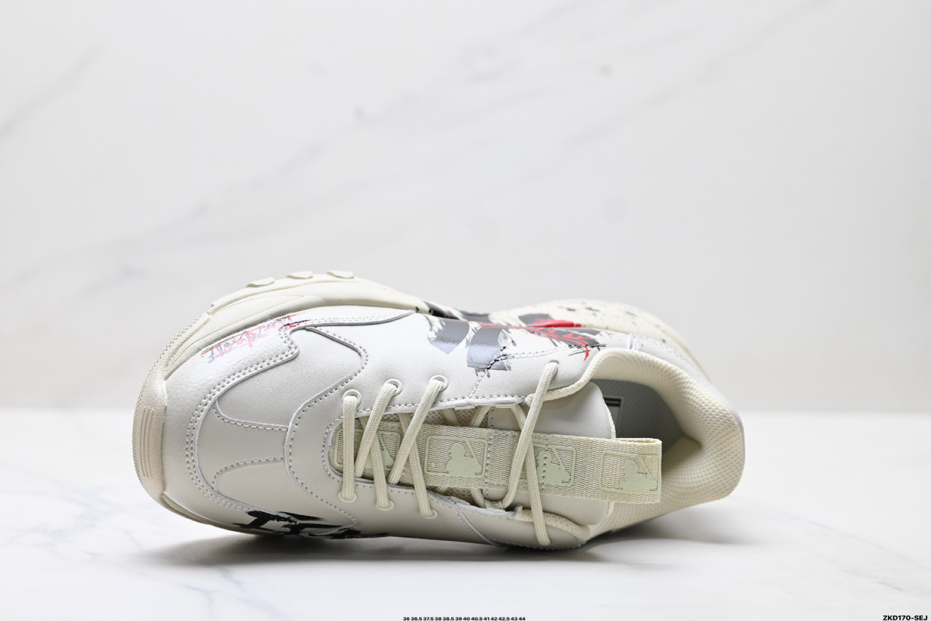 MLB BIGBALL CHUNKY PIXEL ‘DIY定制’ 简约时尚 百搭 包裹性保暖防滑防水减震 低帮 板鞋 32SHC101N