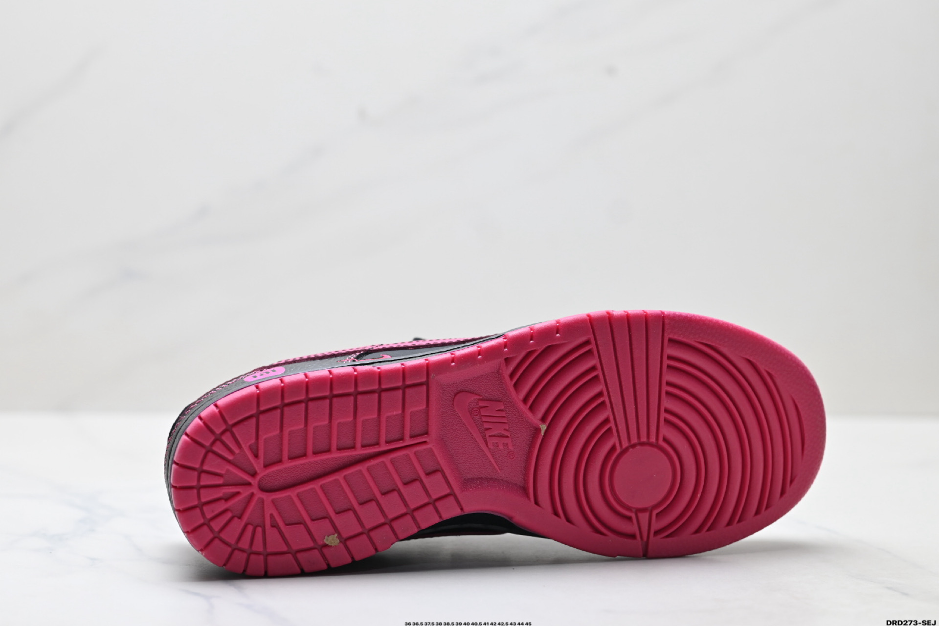 Nike Dunk Low Retro Personalizadas: Estilo y Comodidad en Cada Paso 10 i1756570555525 8585 0 8