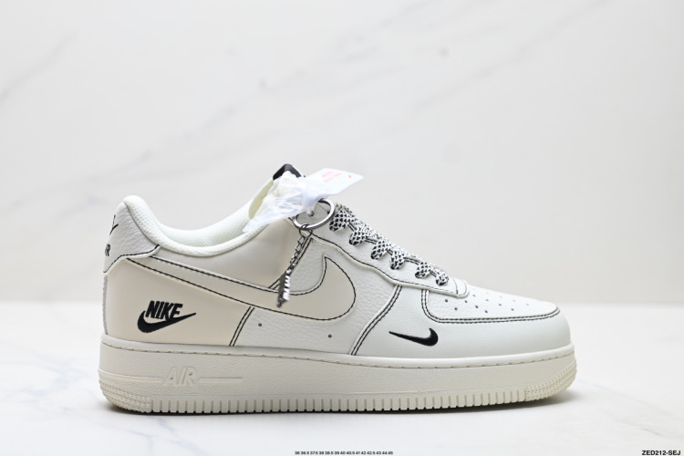 Nike Air Force 1 '07 WB: Comodidad y estilo icónico en cada paso 1 Nike Air Force 1 ’07 WB: Comodidad y estilo icónico en cada paso
