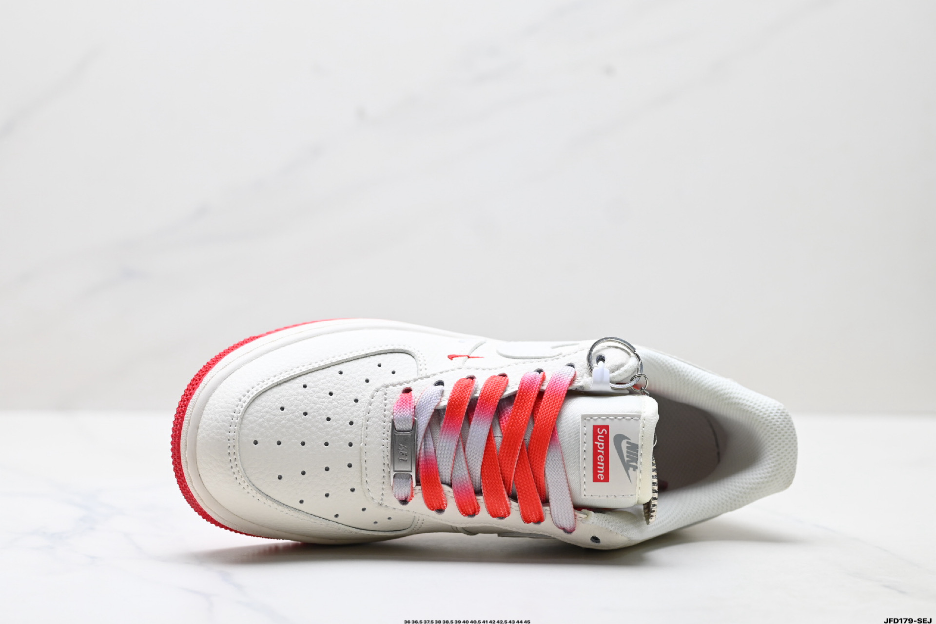 Nike Air Force 1 '07 Supreme: Elegancia y Comodidad en Cada Paso 3 i1756571385364 455 0 1