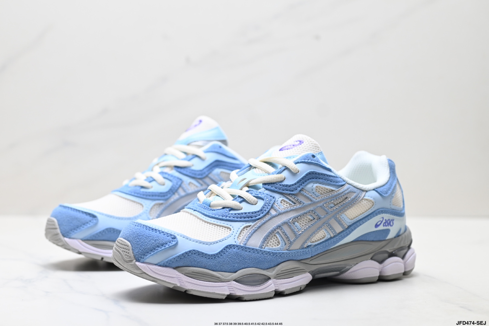 ASICS GEL-NYC 亚瑟士 透气网眼鞋面 配合部分合成革材质 采用全新AHAR+橡胶材质 更加耐磨 1203A383-107