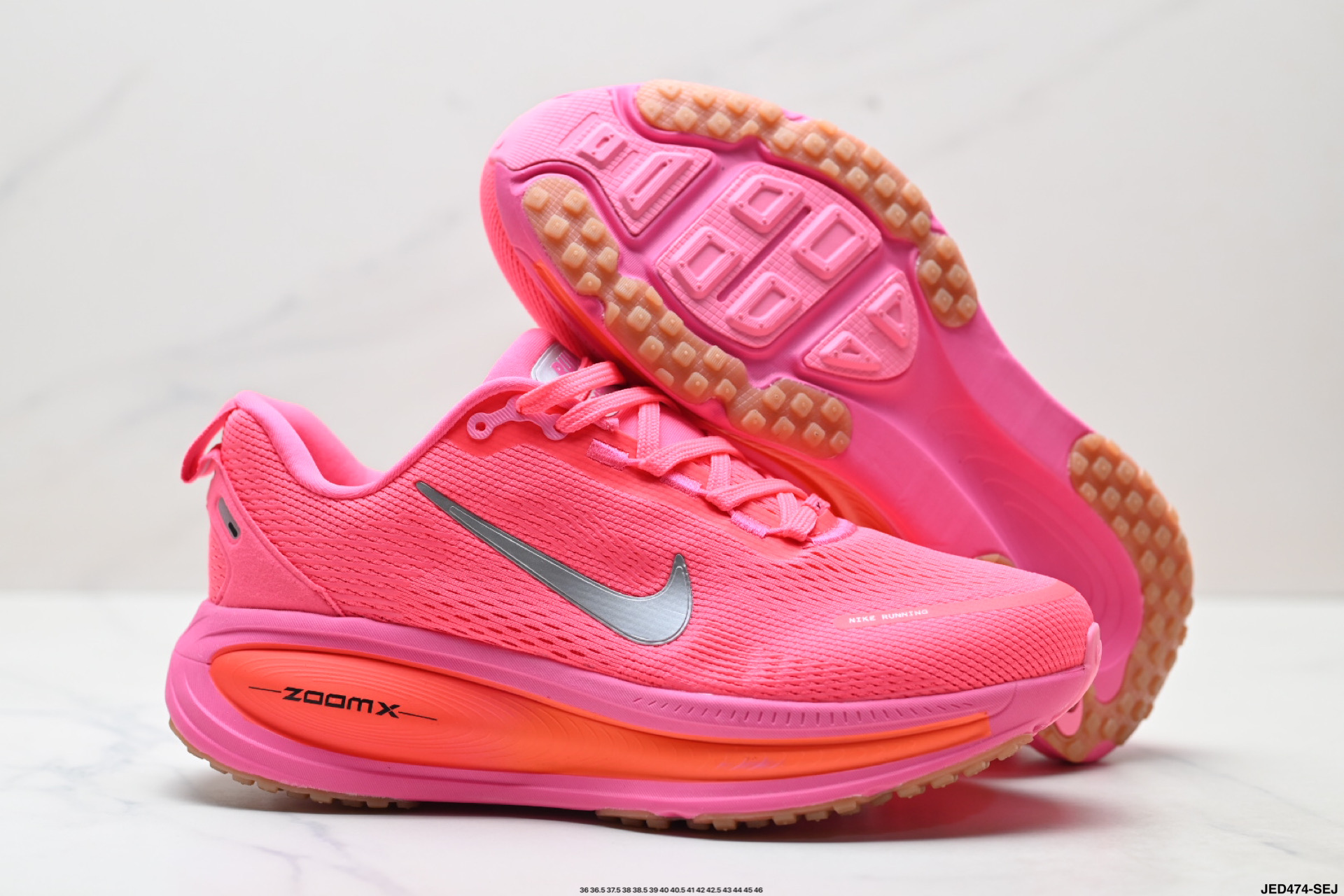 Nike Vomero 18: Comodidad y amortiguación para tus carreras diarias 6 i1756571838471 3148 0 4