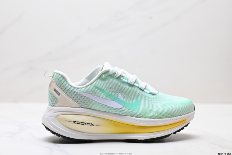 נעלי ריצה Nike Vomero 18 עם טכנולוגיית ReactX לנוחות מקסימלית 1 נעלי ריצה Nike Vomero 18 עם טכנולוגיית ReactX לנוחות מקסימלית