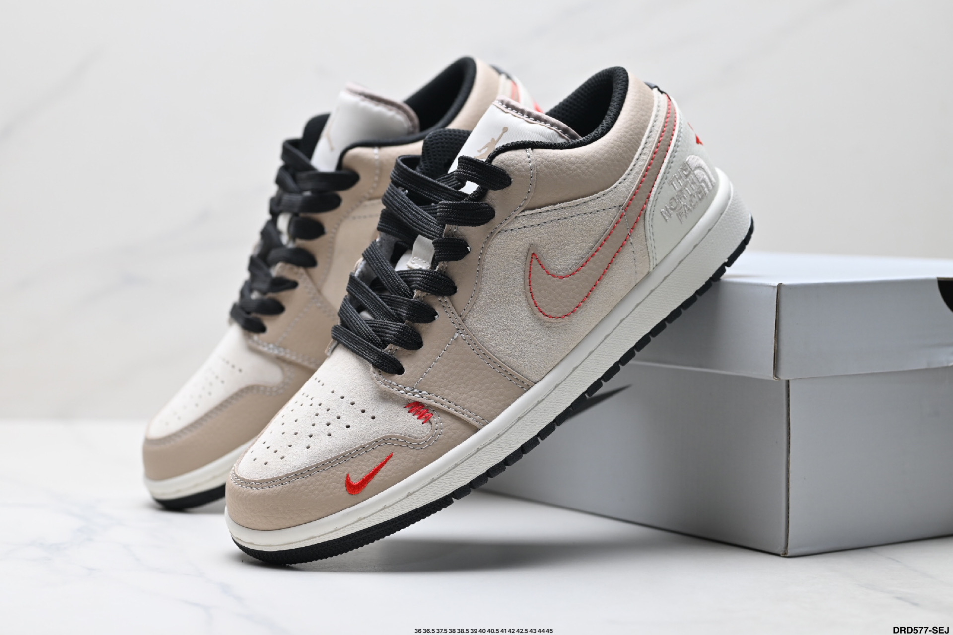 Nike Air Jordan 1 Low: Comodidad y estilo urbano en cada paso, ¡Edición especial! 9 i1756572583120 9717 0 7