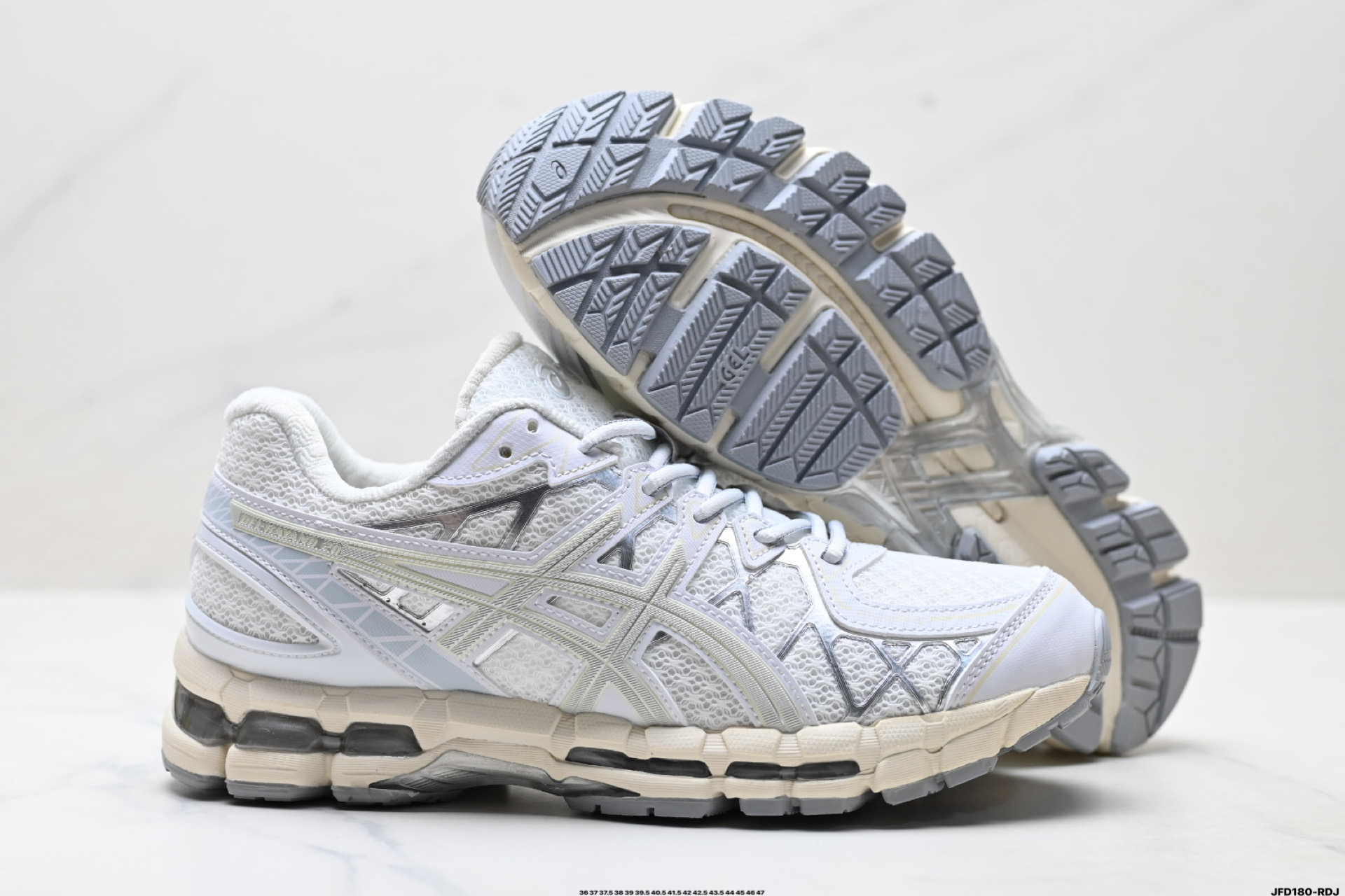 Asics Gel-Kayano 20 亚瑟士 舒适百搭耐磨支撑透气 低帮跑步鞋 1203A456-700