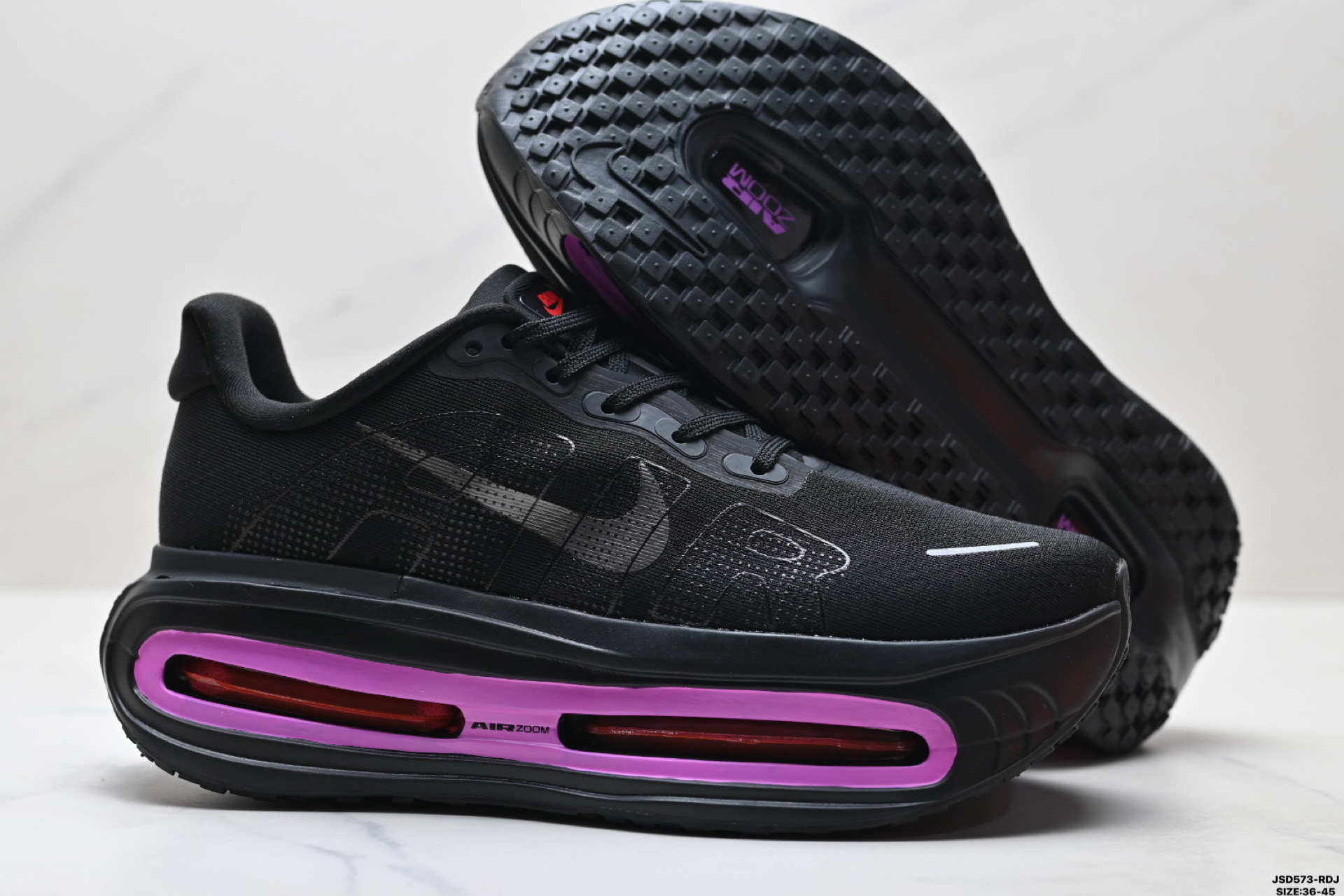 Nike VOMERO PREMIUM 耐克 舒适减震防滑 低帮跑步鞋 全掌ReactX泡绵中底 FN8453-021