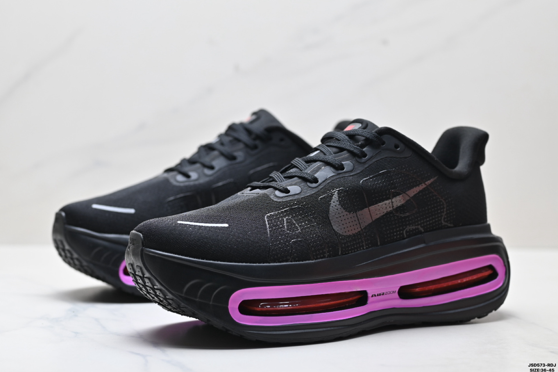 Nike VOMERO PREMIUM 耐克 舒适减震防滑 低帮跑步鞋 全掌ReactX泡绵中底 FN8453-021