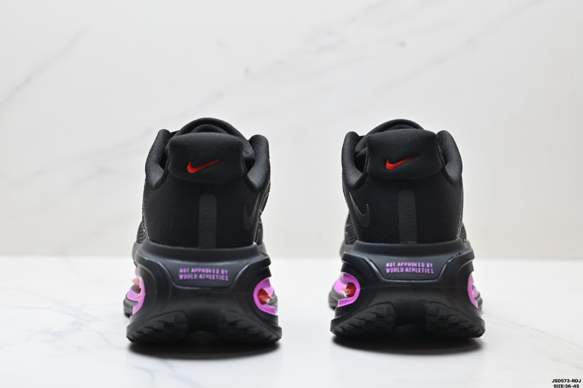 Nike VOMERO PREMIUM 耐克 舒适减震防滑 低帮跑步鞋 全掌ReactX泡绵中底 FN8453-021