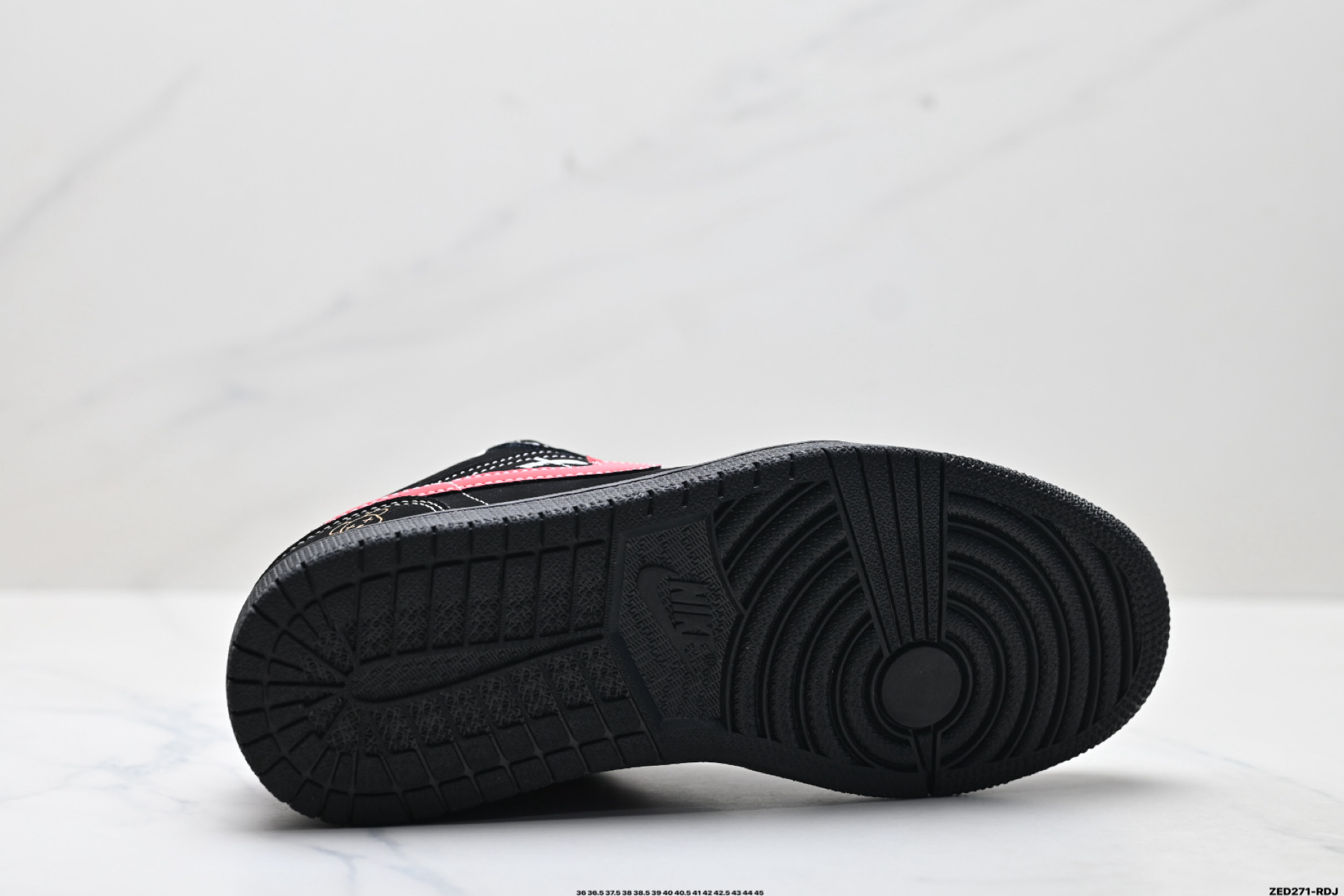 Nike Air Jordan 1 Low: Estilo y comodidad en cada paso, ¡Consigue las tuyas! 10 i1756653000773 3936 0 8