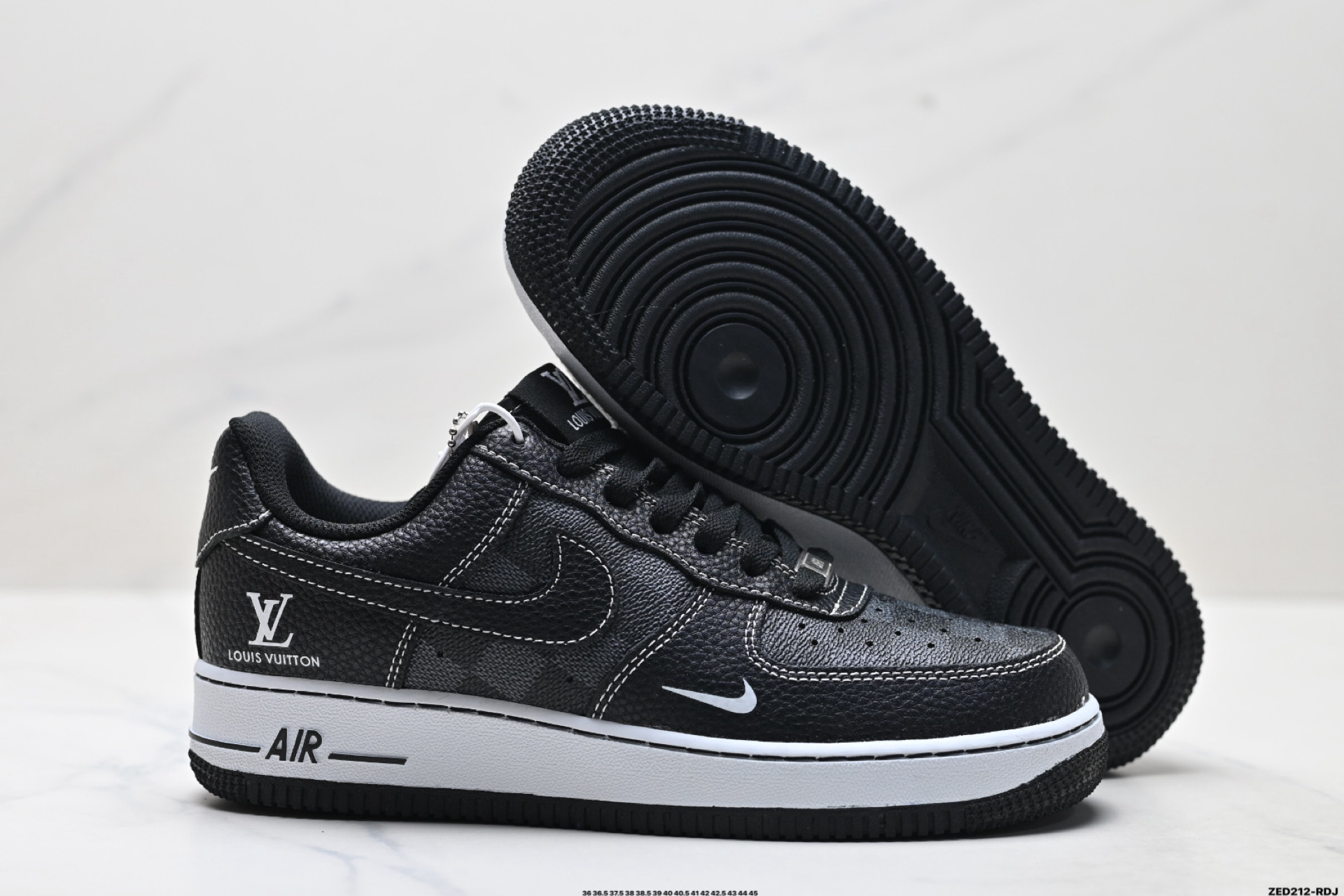 NIKE AIR FORCE 1‘07 WB CZ3986-001