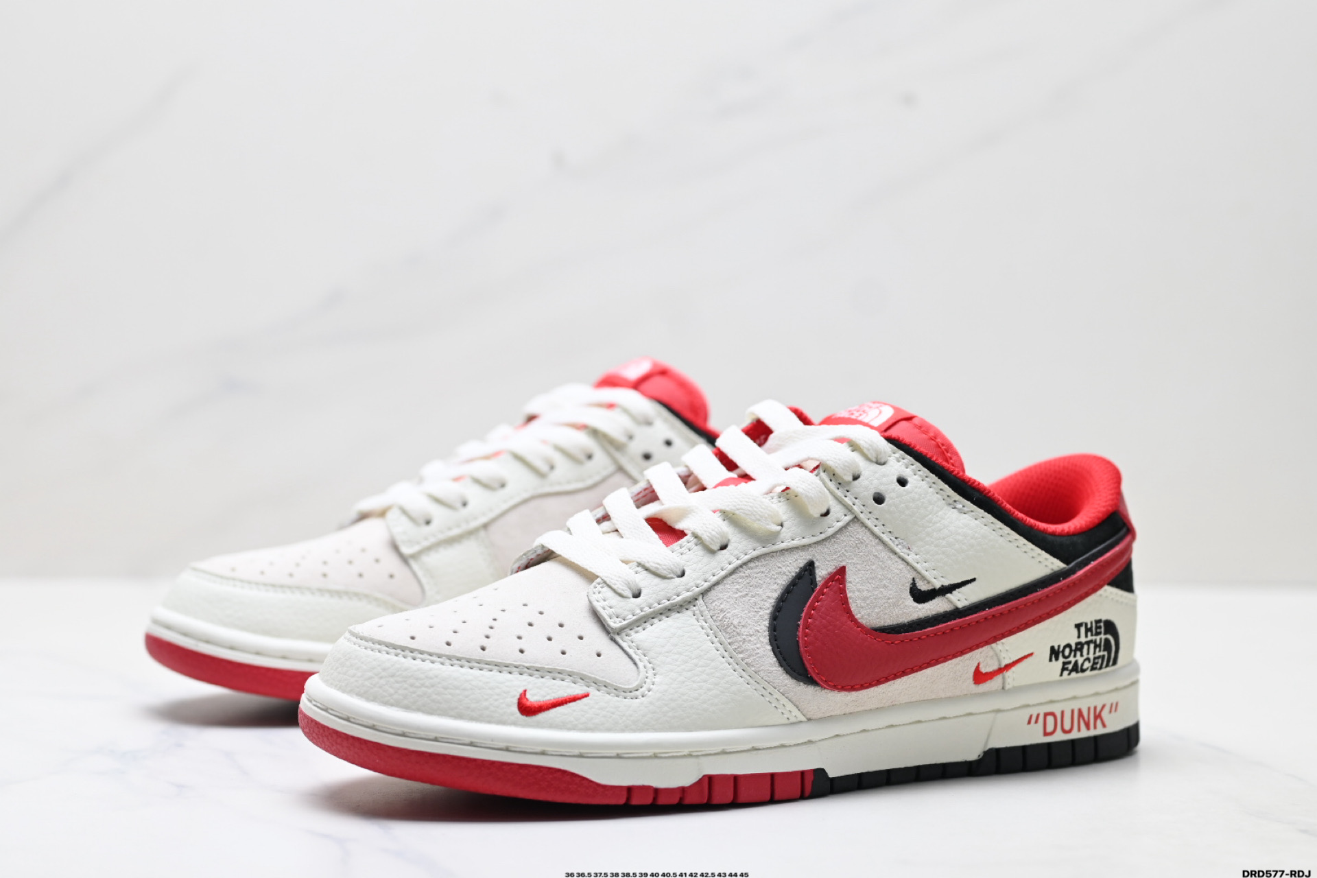 Nike Dunk Low Retro: Estilo y Comodidad Personalizados para tu Día a Día 5 i1756656022847 5691 0 3