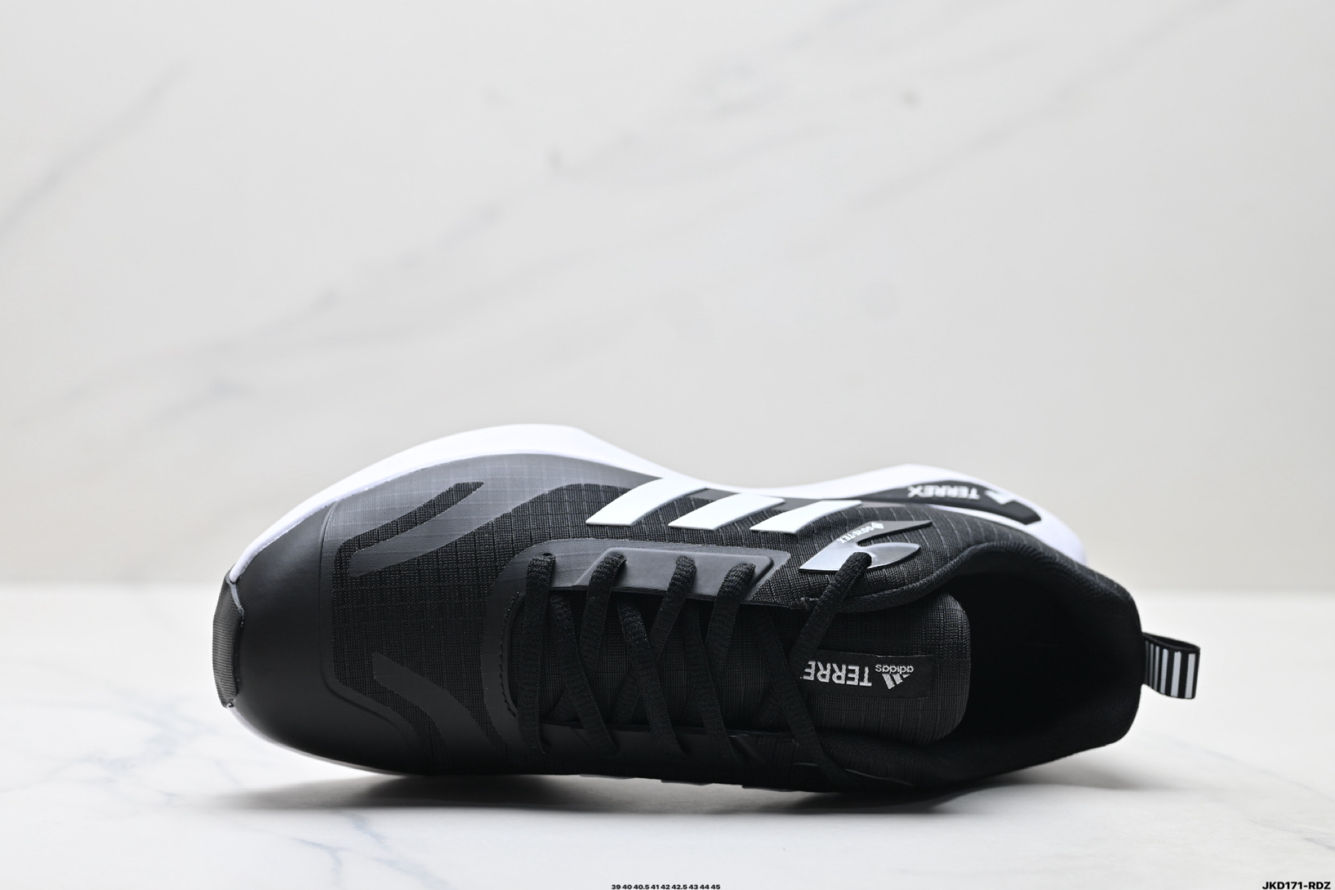 Adidas TERREX GORE-TEX 阿迪达斯 系带缓震轻质舒适百搭运动鞋 D68972