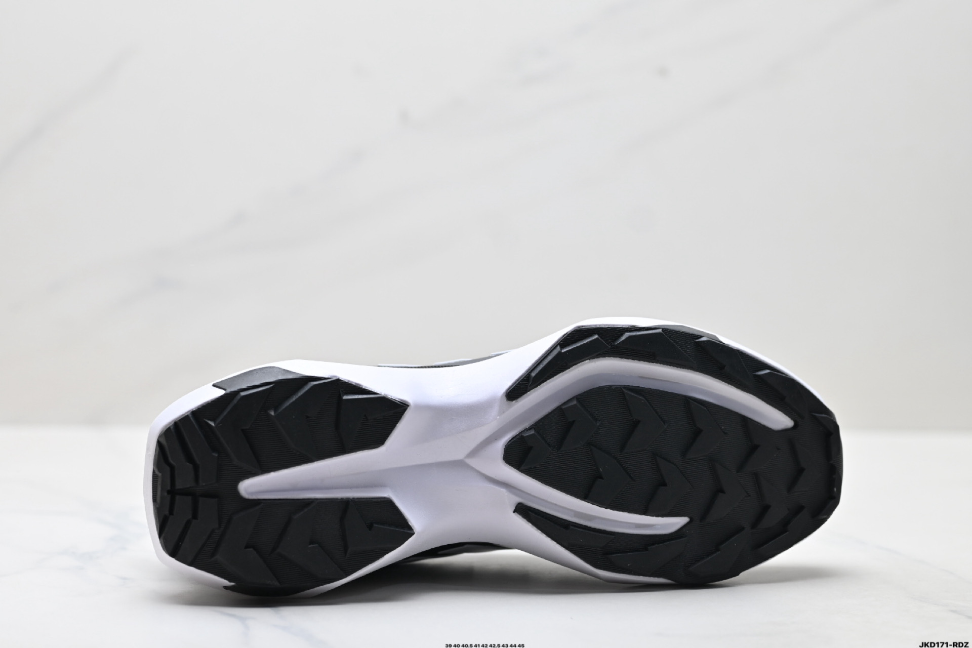 Adidas TERREX GORE-TEX 阿迪达斯 系带缓震轻质舒适百搭运动鞋 D68972