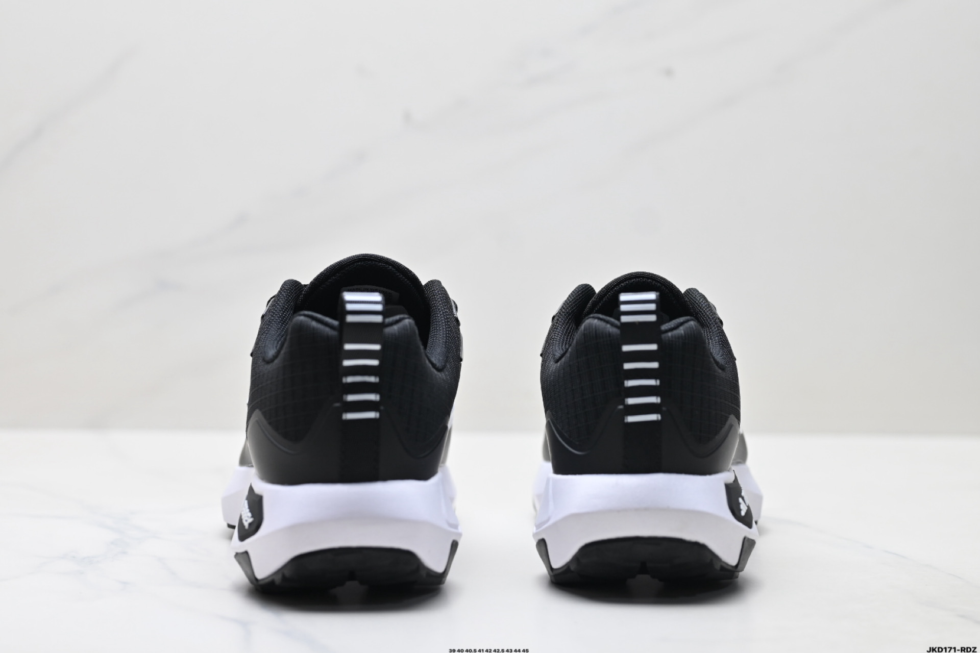 Adidas TERREX GORE-TEX 阿迪达斯 系带缓震轻质舒适百搭运动鞋 D68972