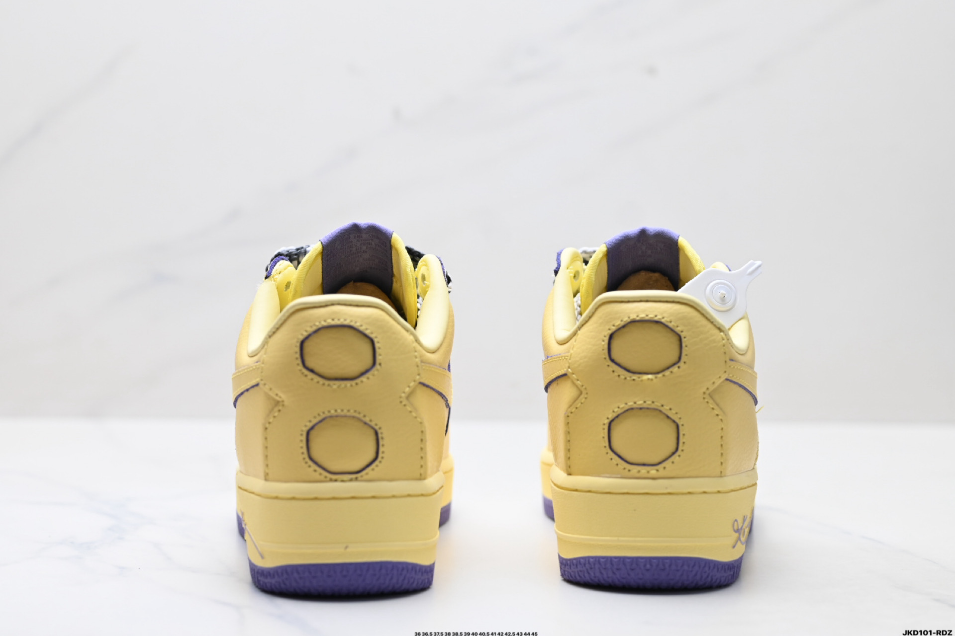 耐克Nike AIR FORCE 1‘07 空军一号低帮百搭休闲运动板鞋 HV9408-700