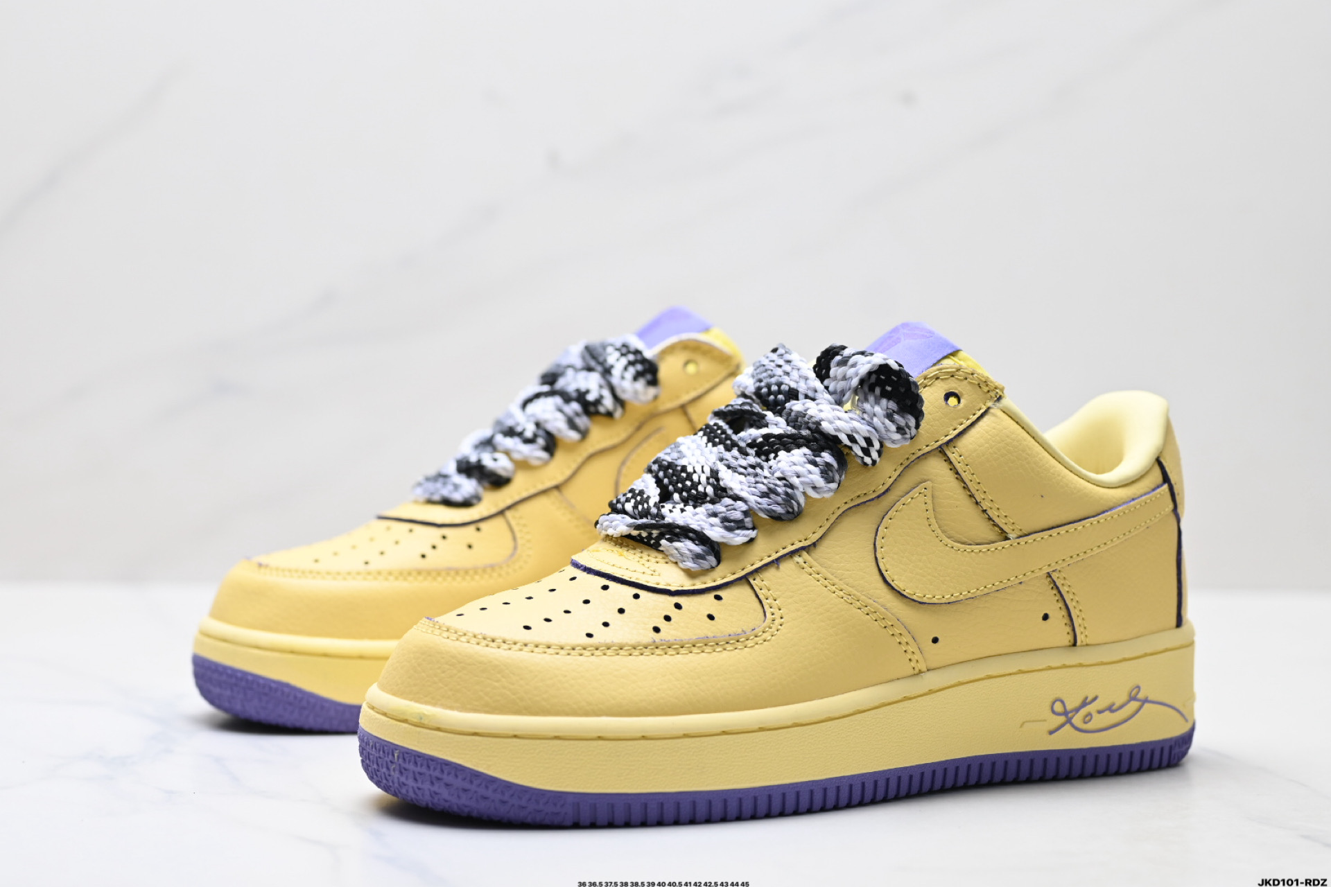 耐克Nike AIR FORCE 1‘07 空军一号低帮百搭休闲运动板鞋 HV9408-700