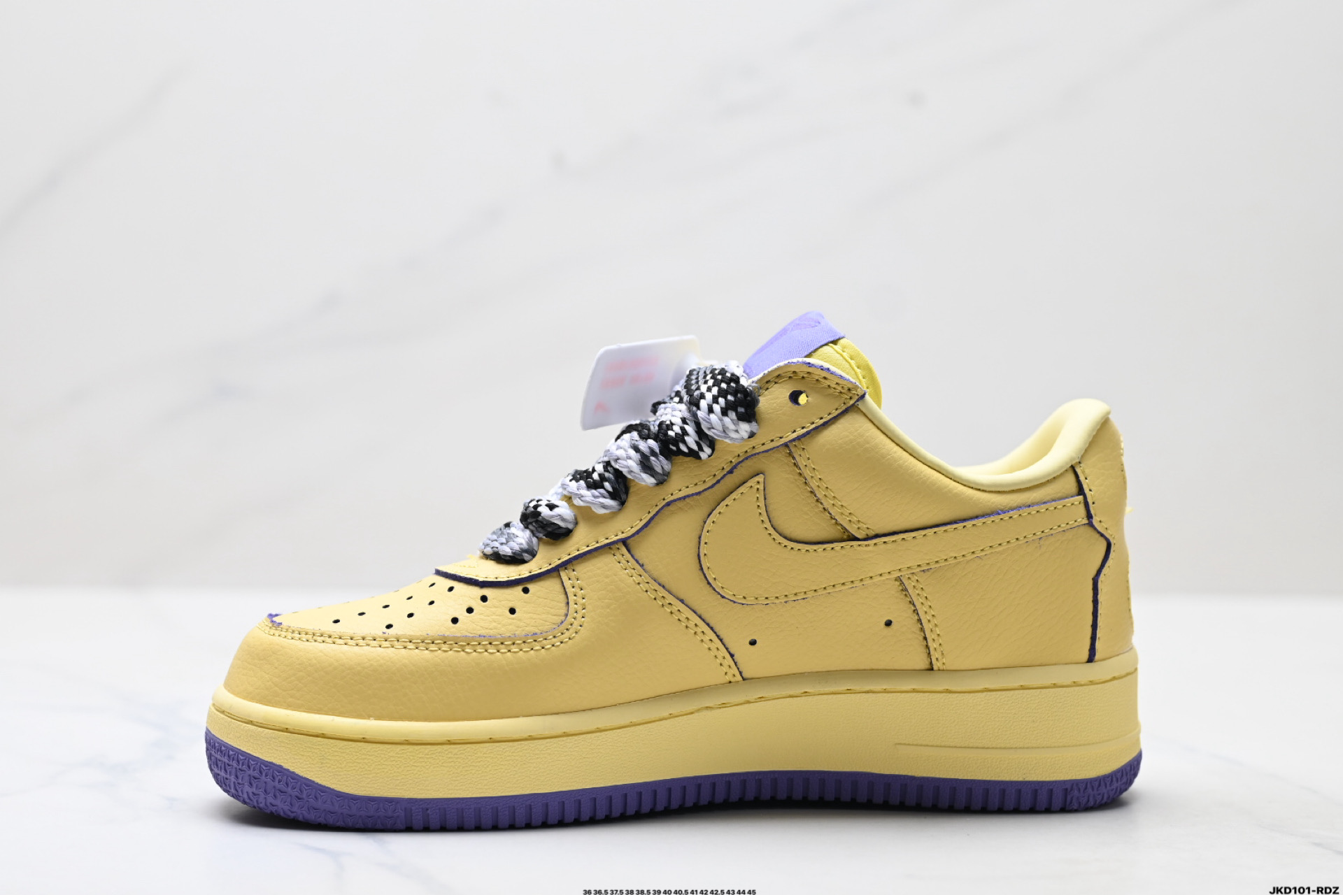 耐克Nike AIR FORCE 1‘07 空军一号低帮百搭休闲运动板鞋 HV9408-700