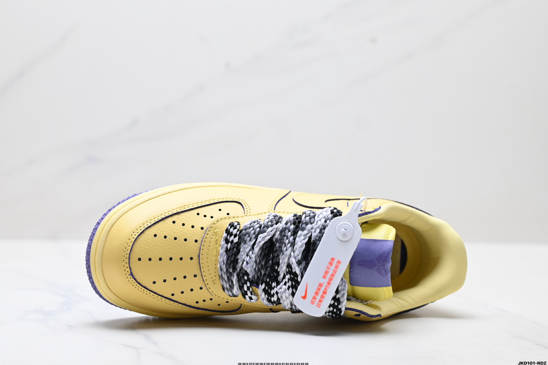 耐克Nike AIR FORCE 1‘07 空军一号低帮百搭休闲运动板鞋 HV9408-700