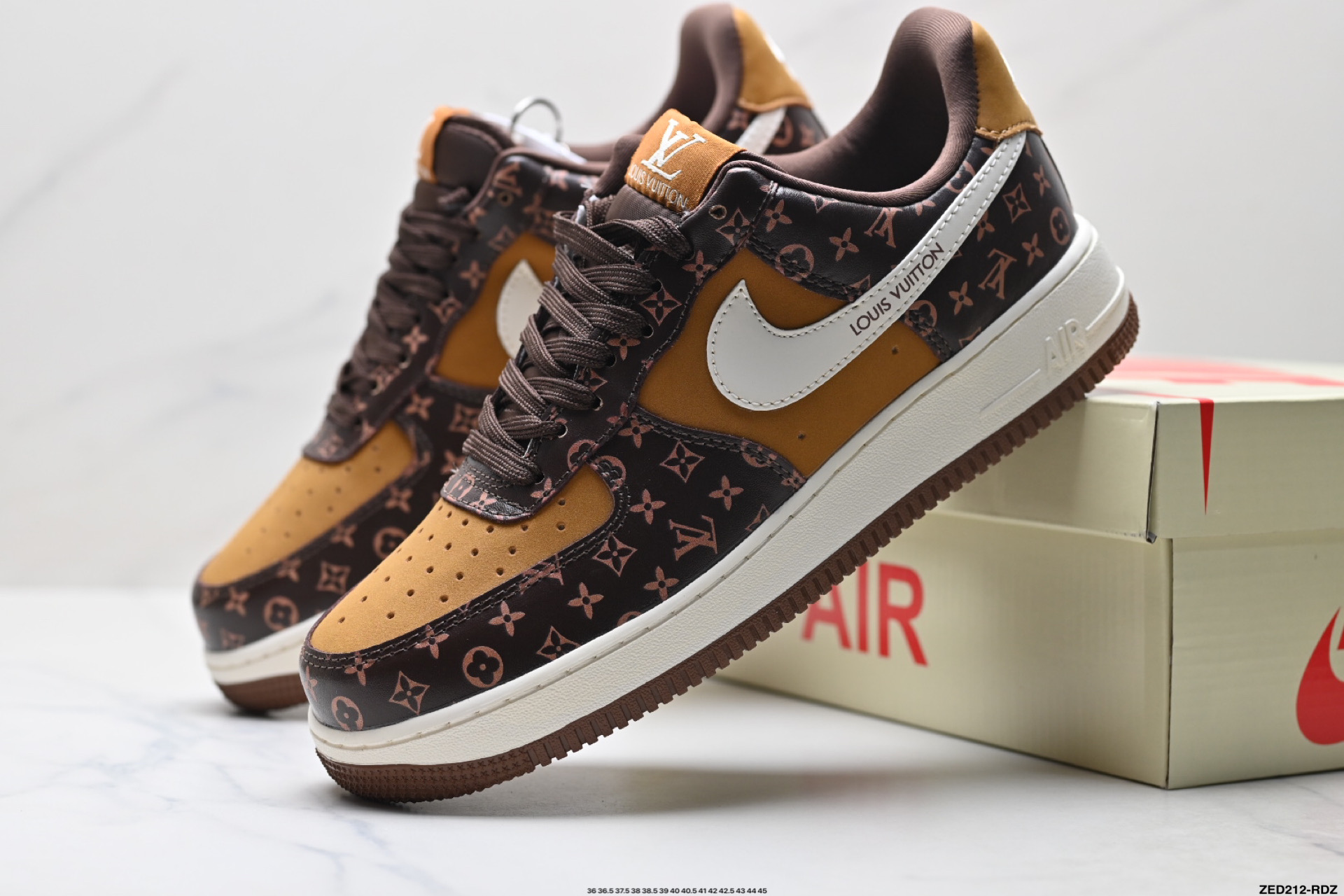 NIKE AIR FORCE 1‘07 XL1979-104