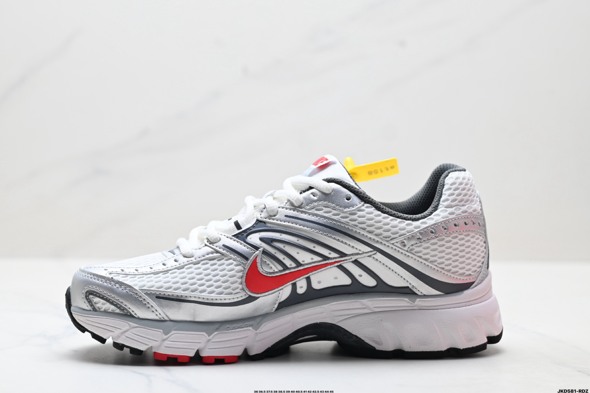 Nike Air Max Moto 2K 耐克 百搭舒适耐磨 低帮跑步鞋 HQ2056-007