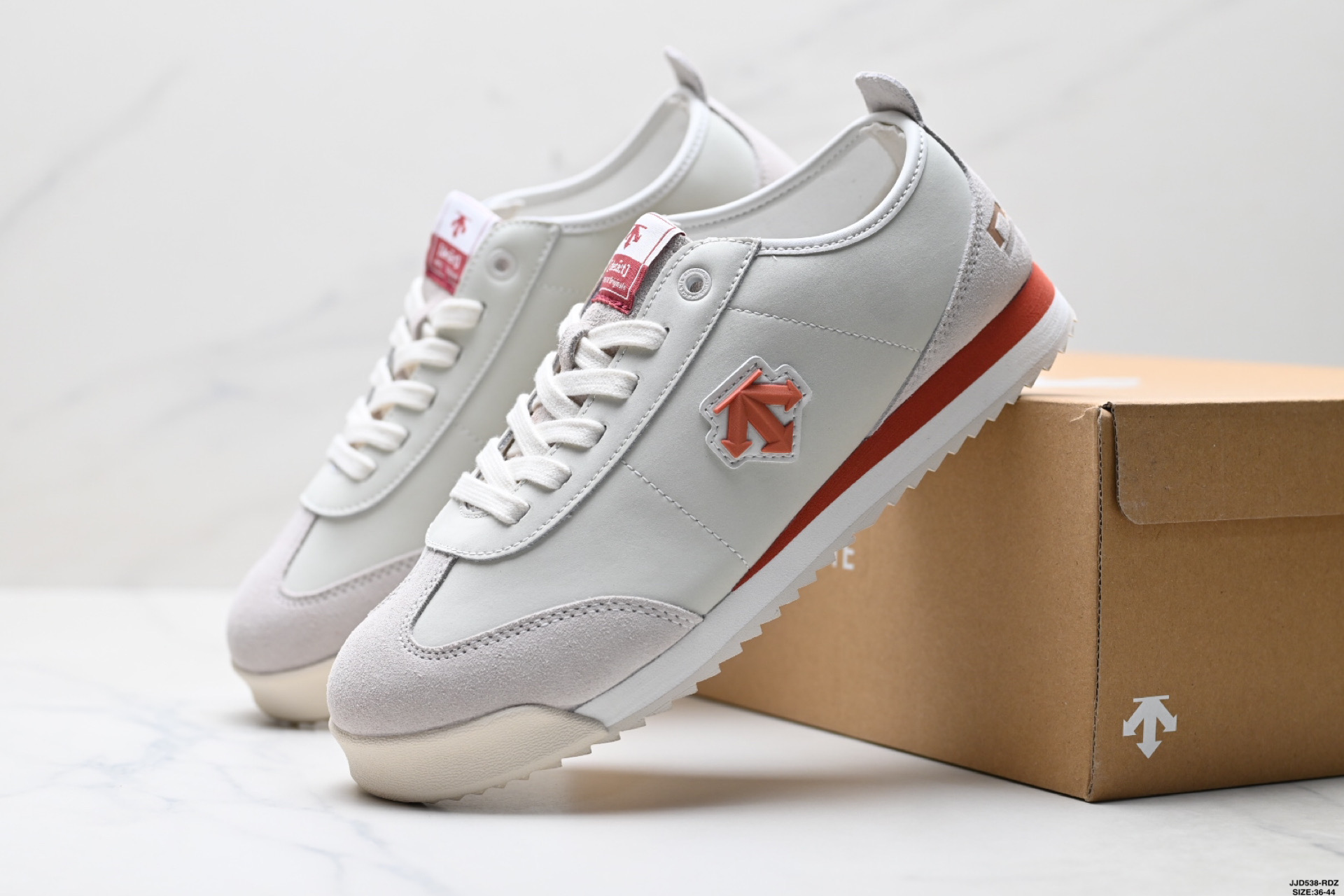 DESCENTE迪桑特CHRON系列男女同款CHRON复古运动休闲鞋帆布鞋 D4231LSN14