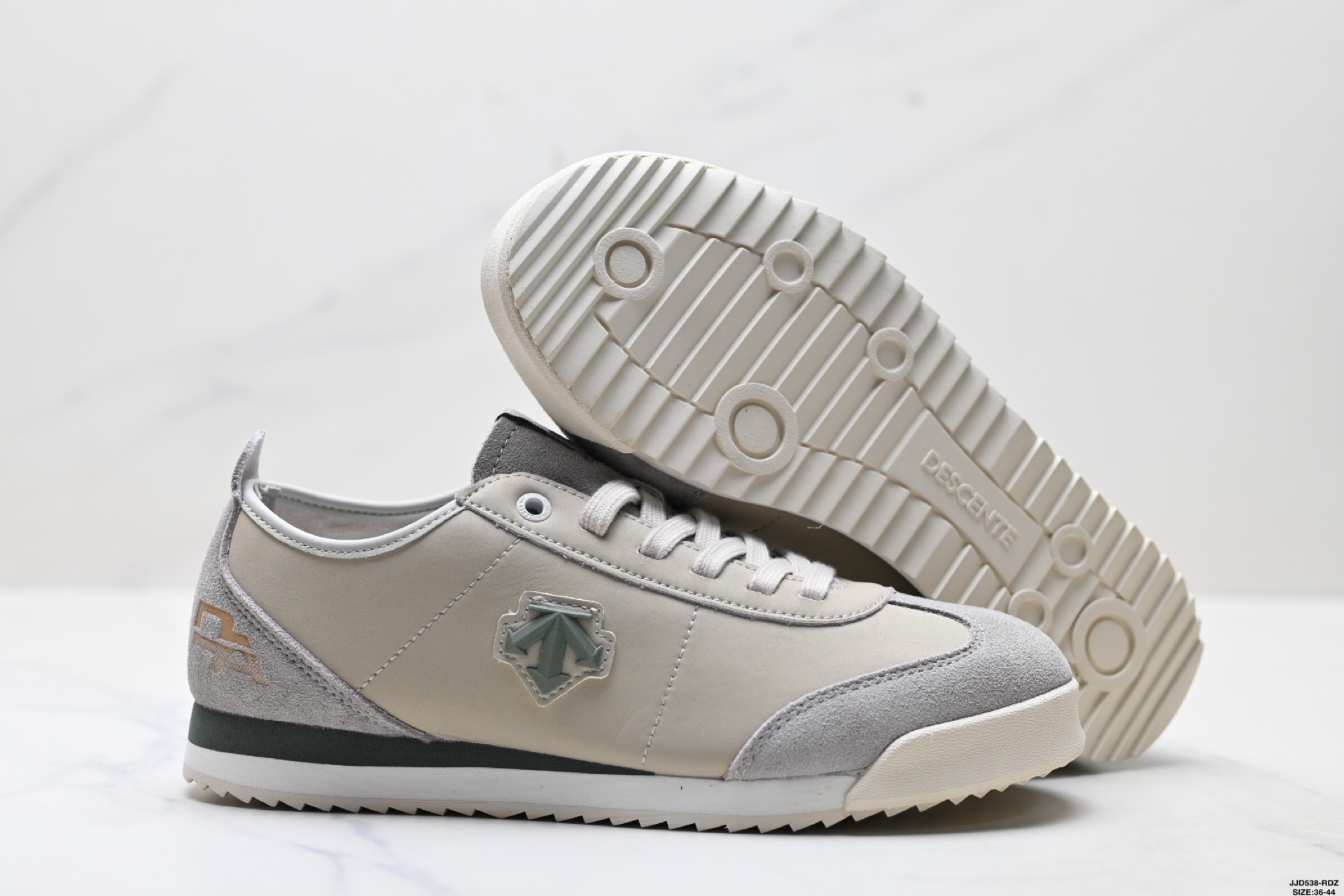 DESCENTE迪桑特CHRON系列男女同款CHRON复古运动休闲鞋帆布鞋 D4231LSN14